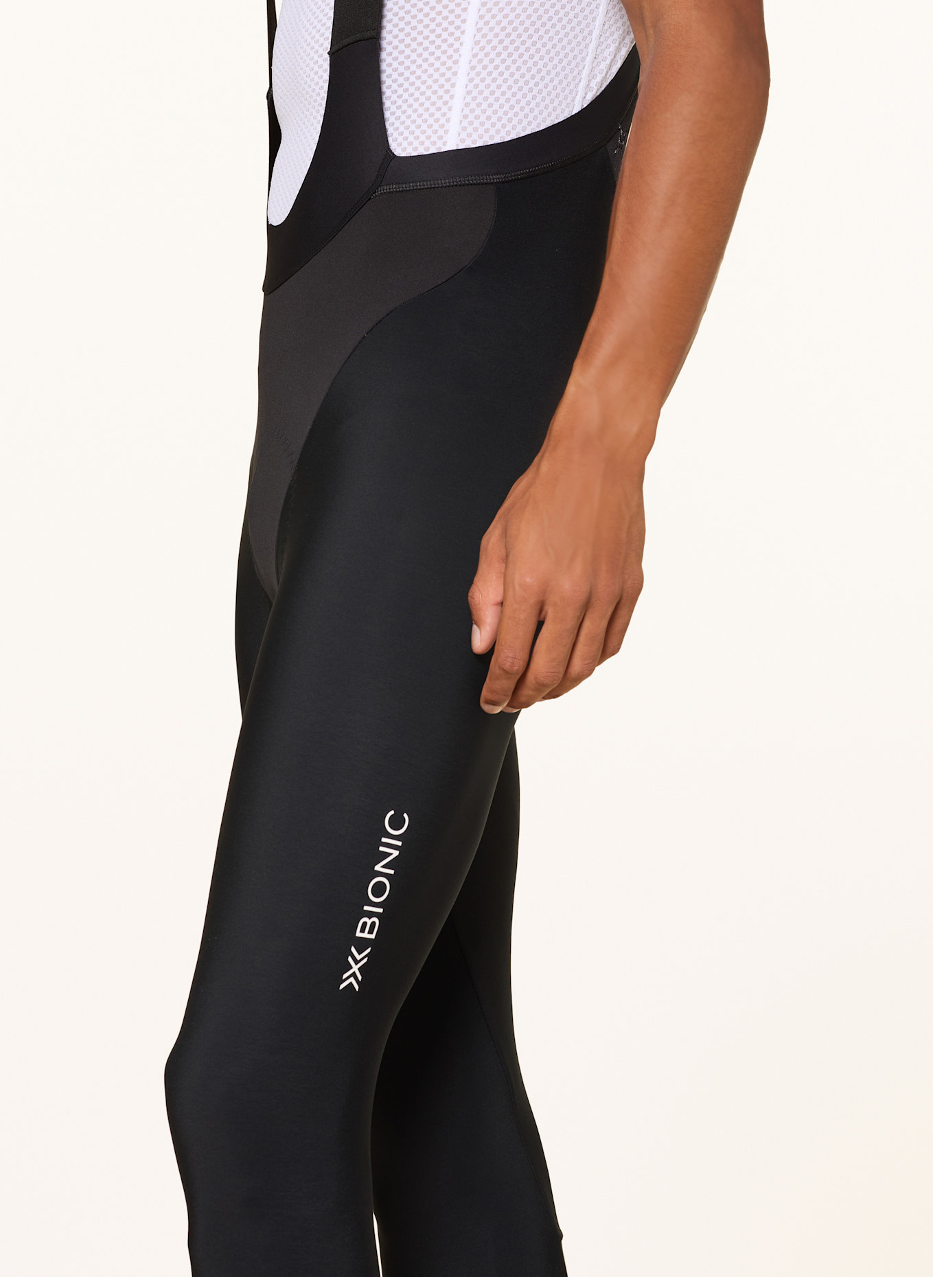 X-BIONIC Radhose COREFUSION RIDE WARM mit Trägern und gepolstertem Einsatz: SCHWARZ