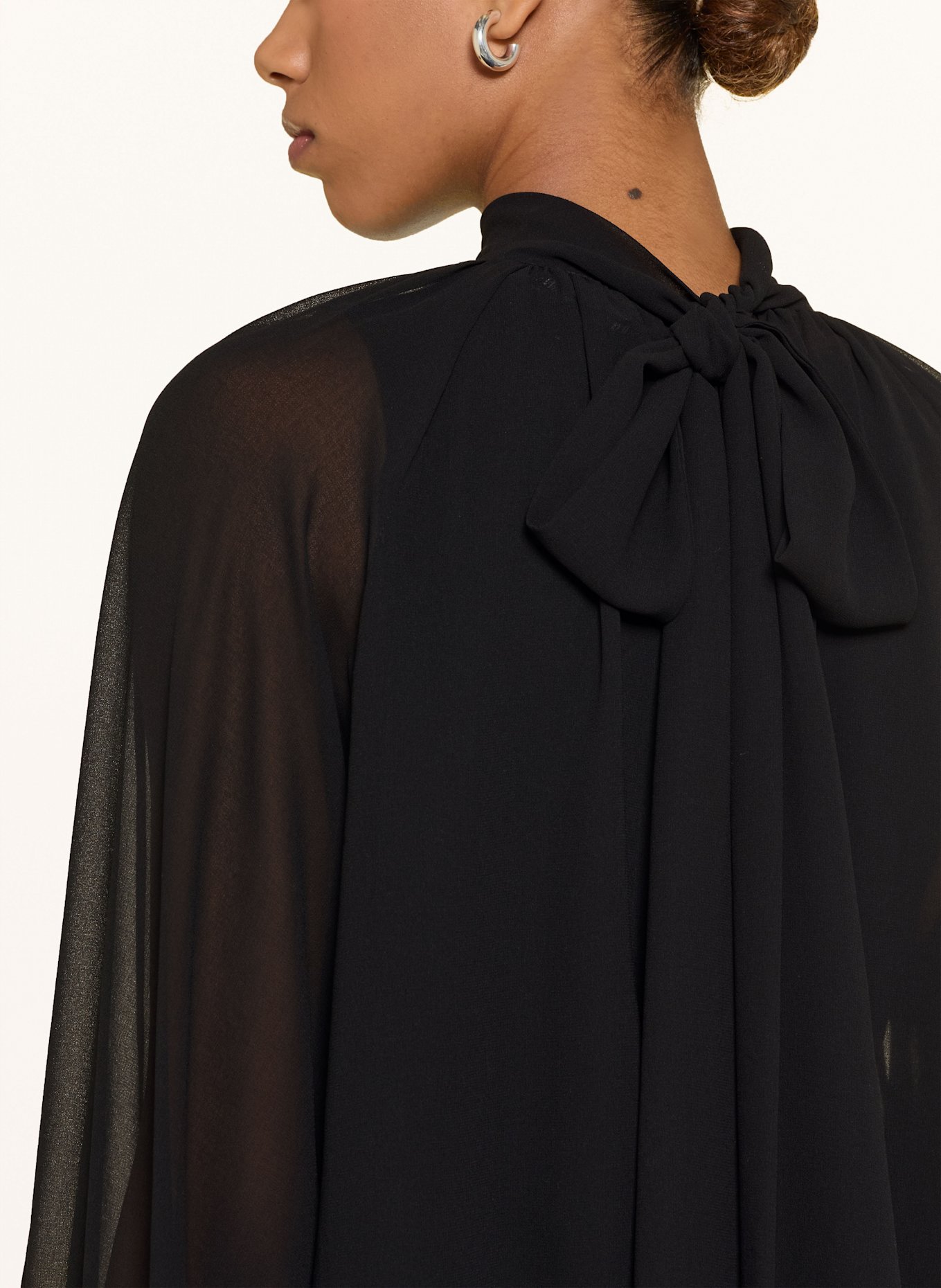 GUESS Bluzka z wiązaniem pod szyją AUDRINE: CZARNY