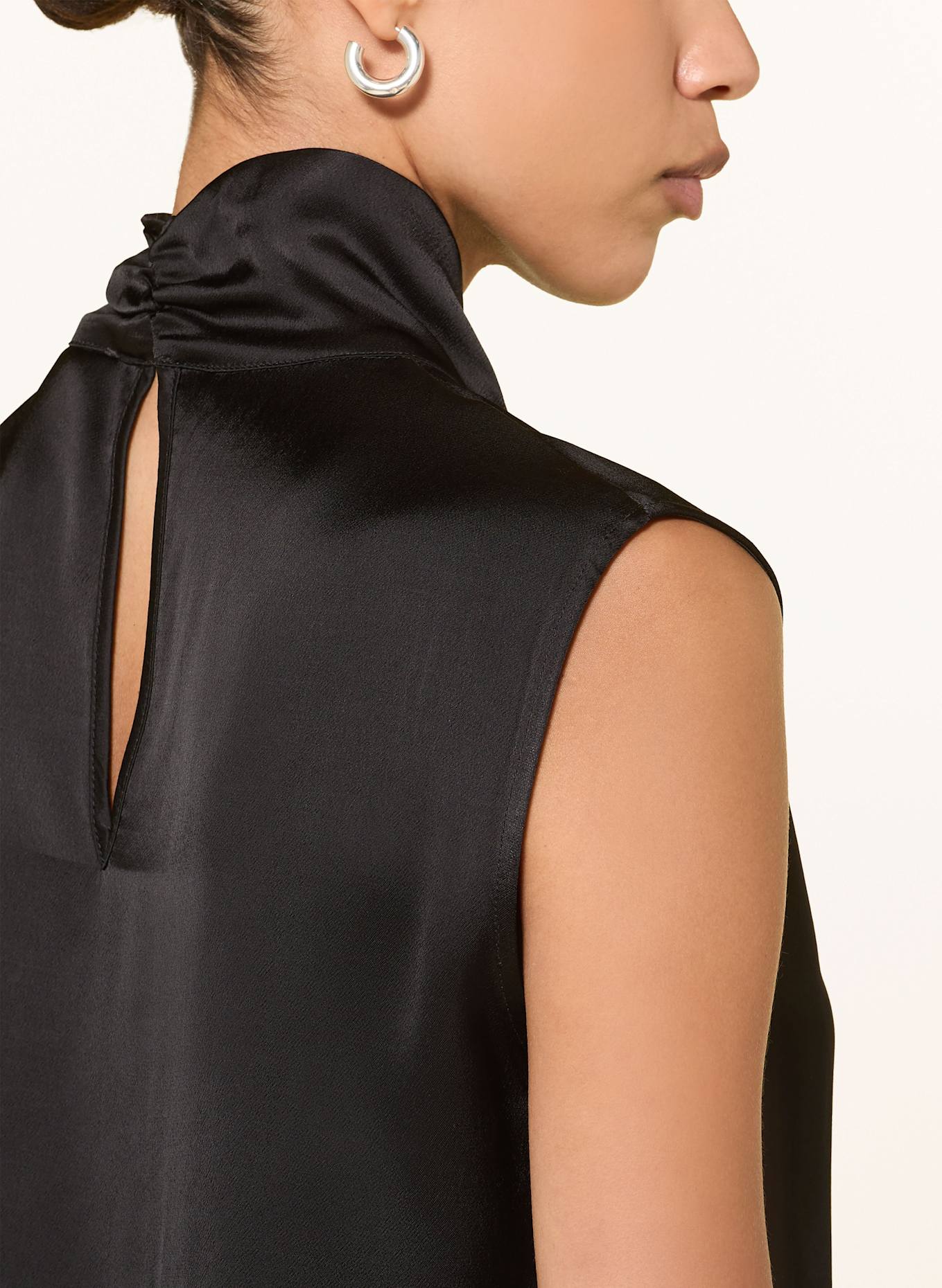 ottod'ame Blusentop aus Satin: SCHWARZ