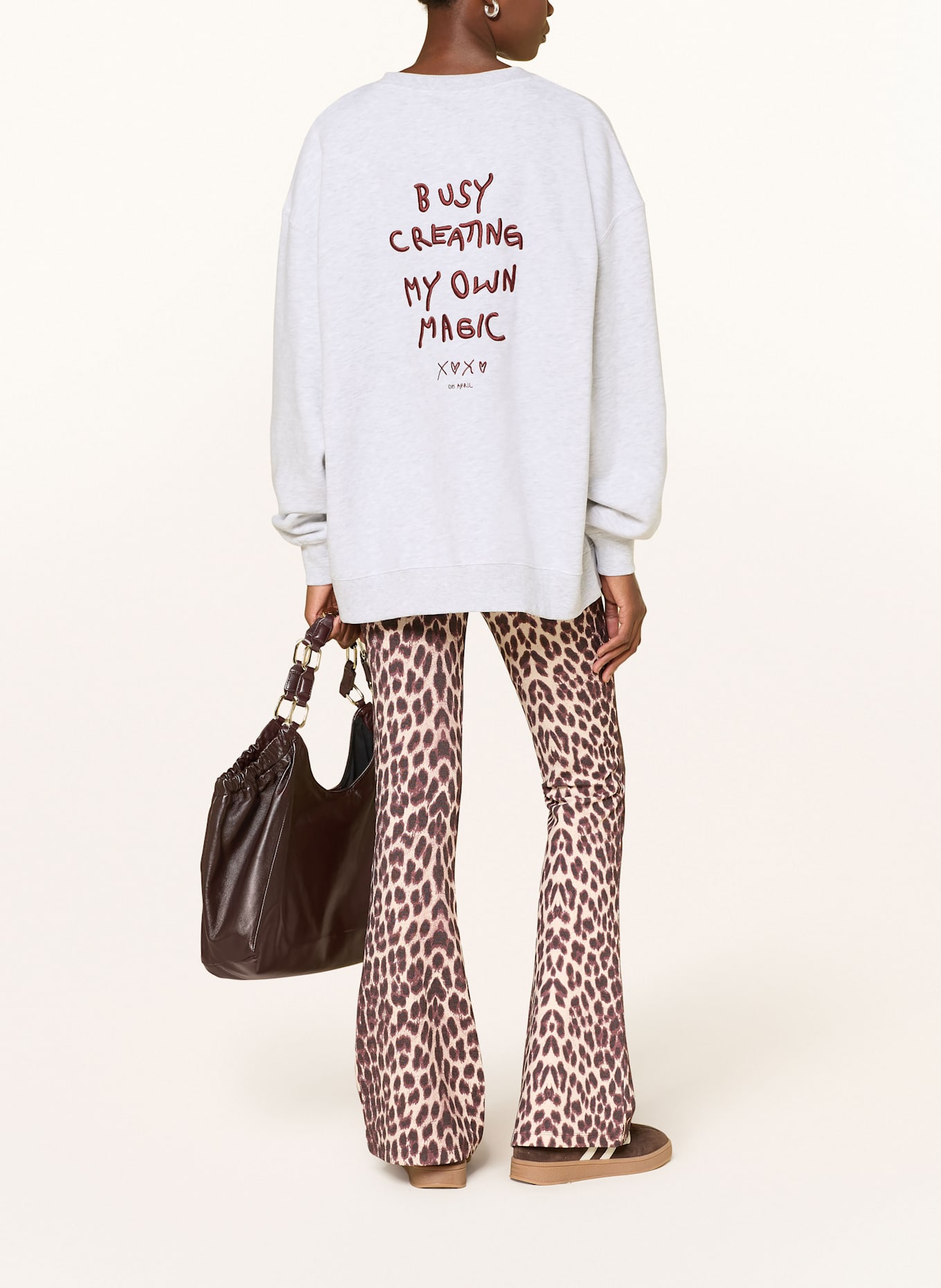 OH APRIL Sweatshirt MAGIC: HELLGRAU