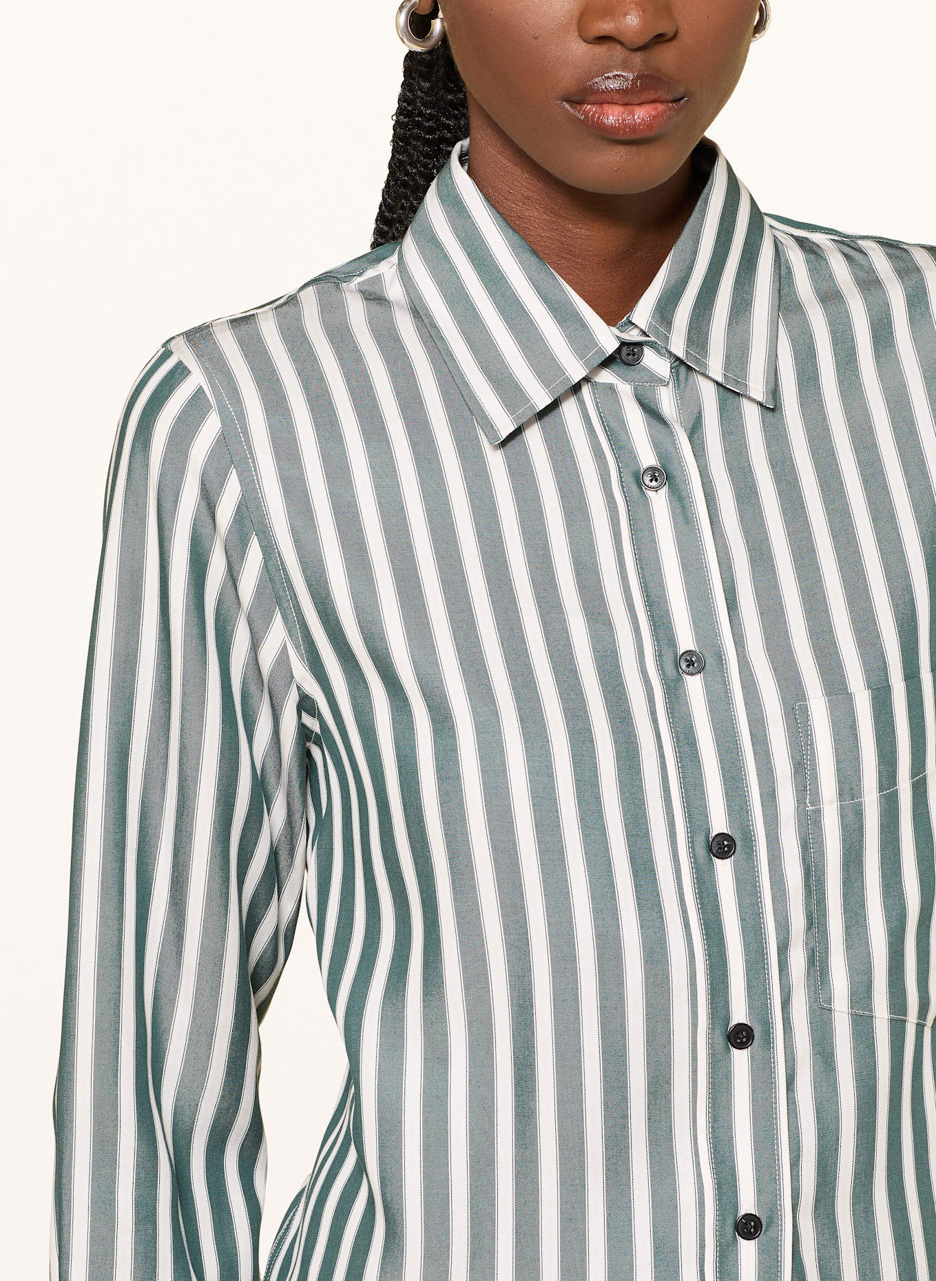 CLOSED Košilová halenka: BÍLÁ / PETROLEJOVÁ