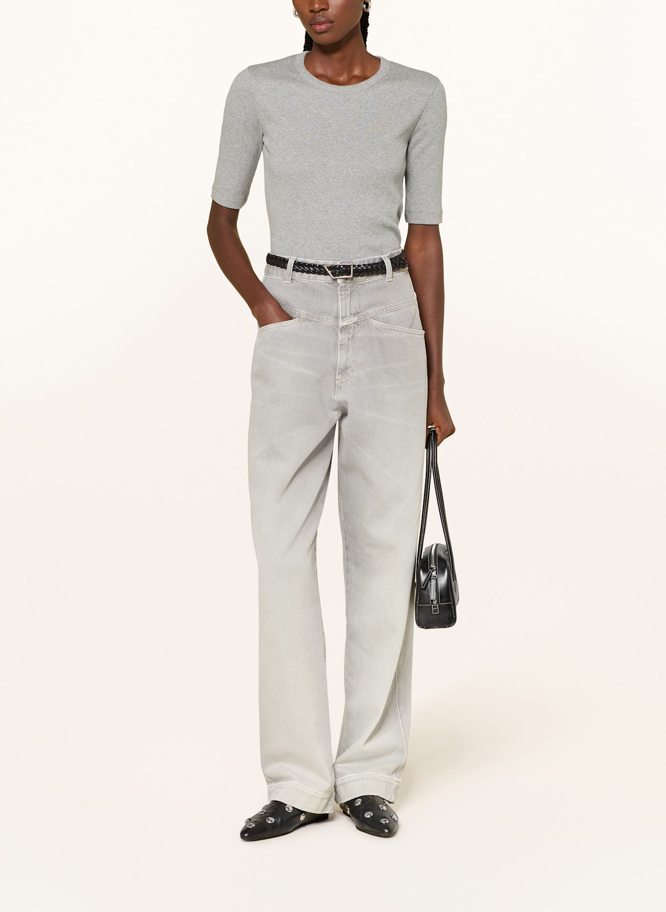 CLOSED Tričko: ŠEDÁ