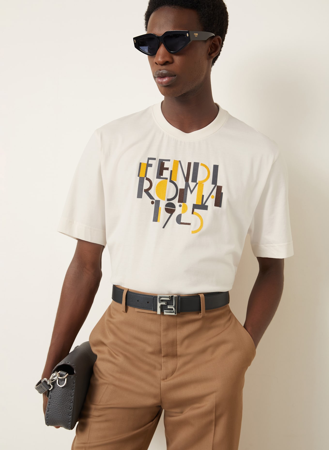 FENDI T-shirt: KREMOWY / SZARY / ŻÓŁTY