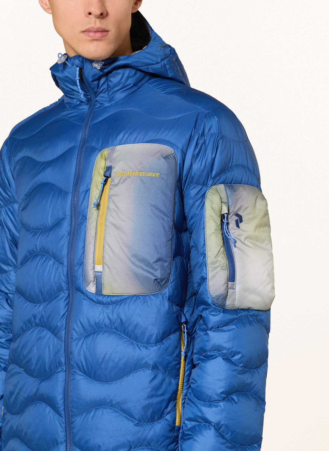 Peak Performance HELIUM UTILITY DOWN HOOD lightweight down jacket: BLUE