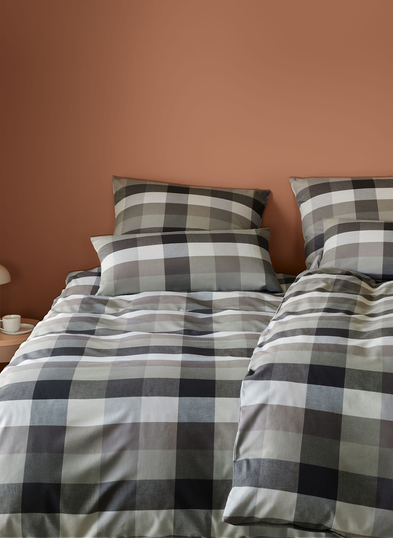 elegante Bettwäsche HAMILTON: TAUPE / DUNKELBRAUN / ECRU