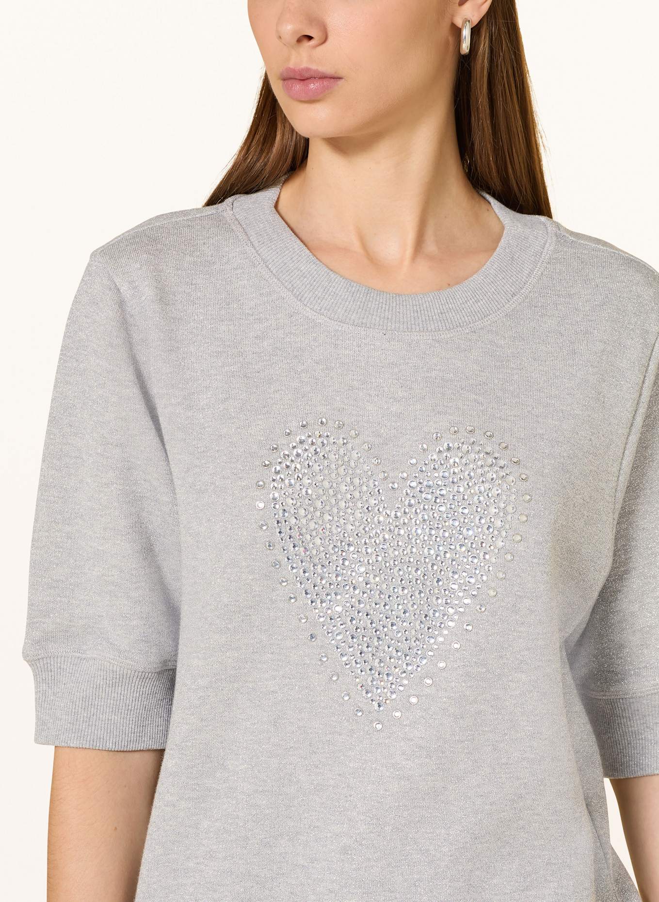 Grace Sweatshirt mit Schmucksteinen und Glitzergarn: HELLGRAU