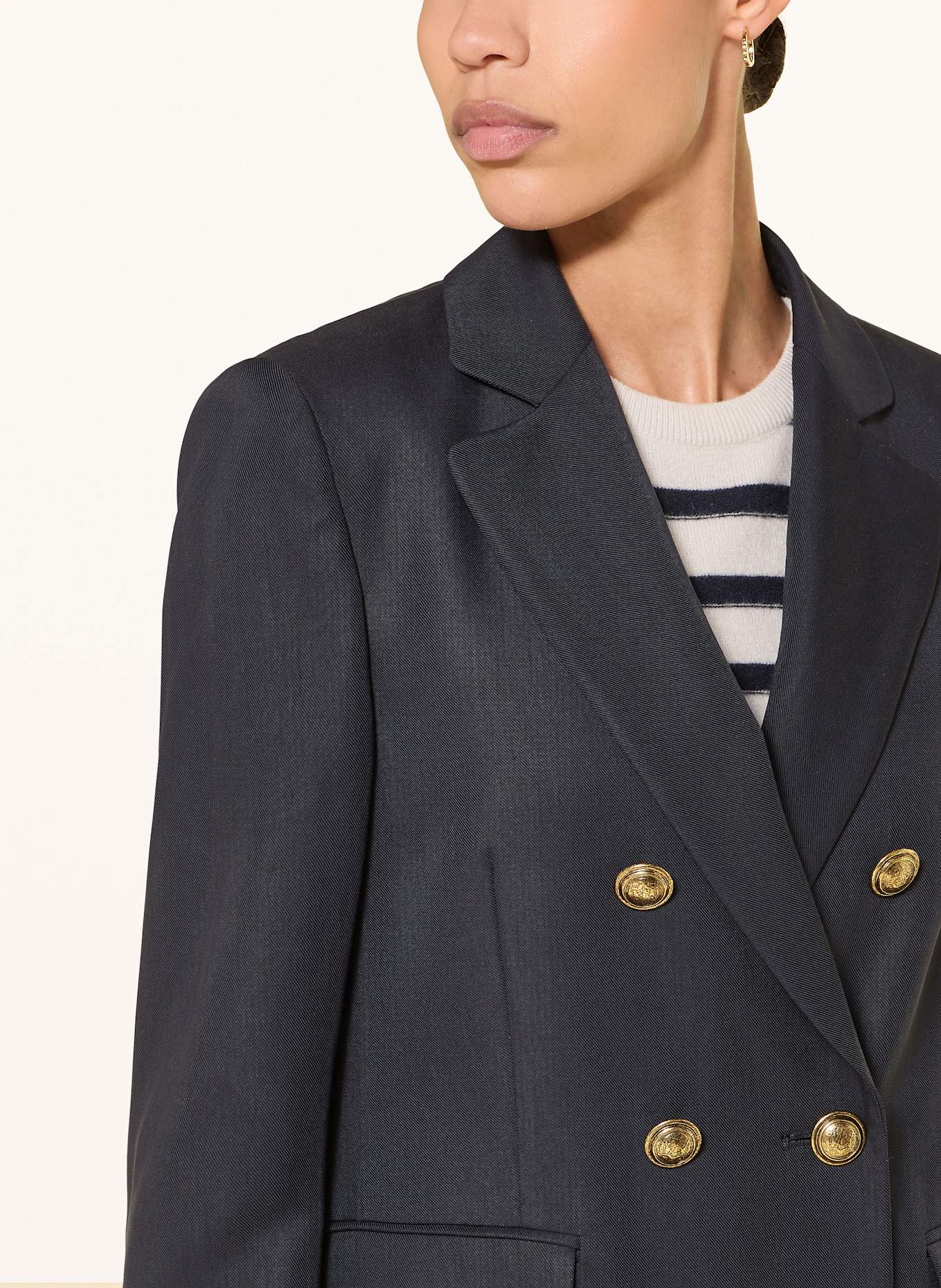 LUISA CERANO Blejzr: TMAVĚ MODRÁ