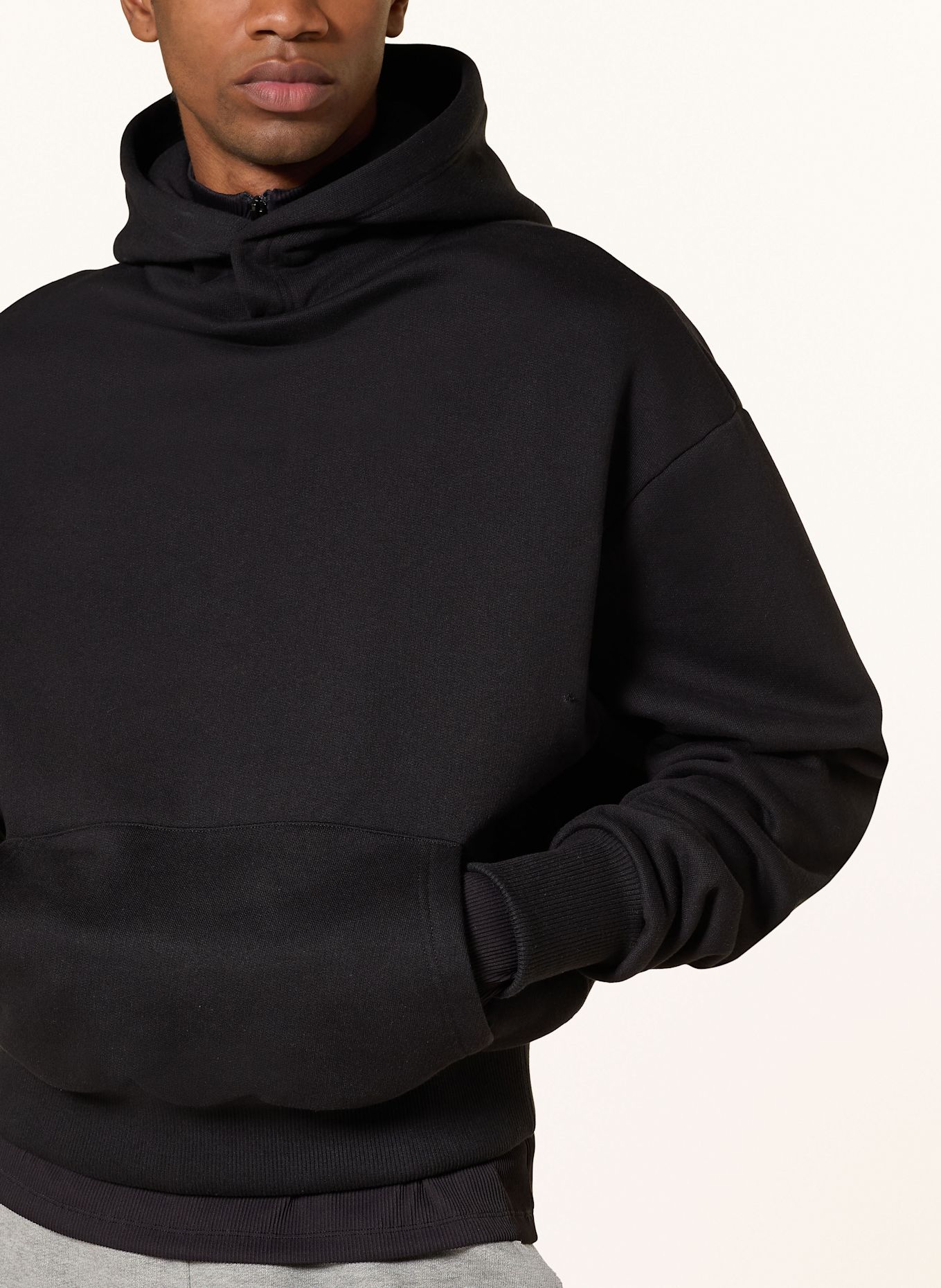 Ante Hoodie: SCHWARZ