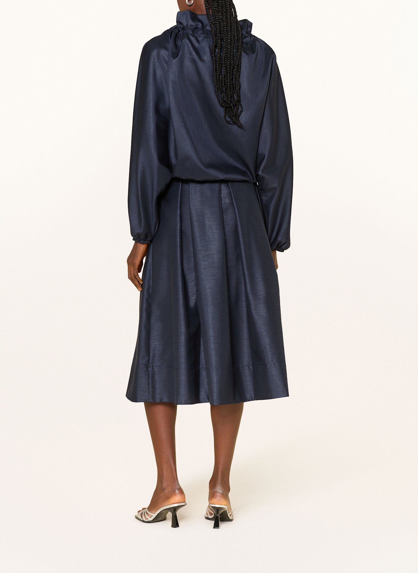 SEM PER LEI Off-Shoulder-Bluse: DUNKELBLAU