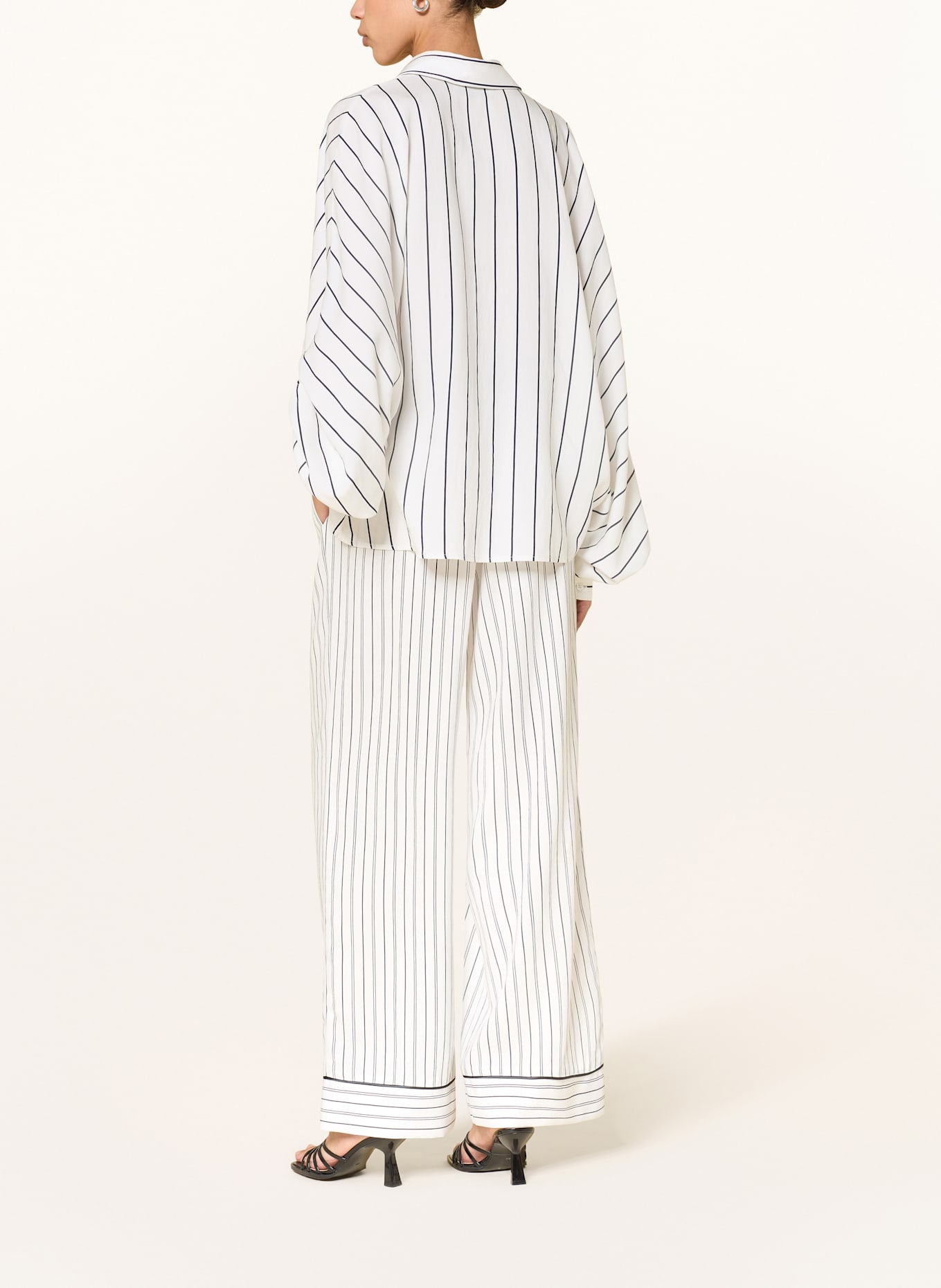 SEM PER LEI Marlenehose: ECRU / DUNKELBLAU