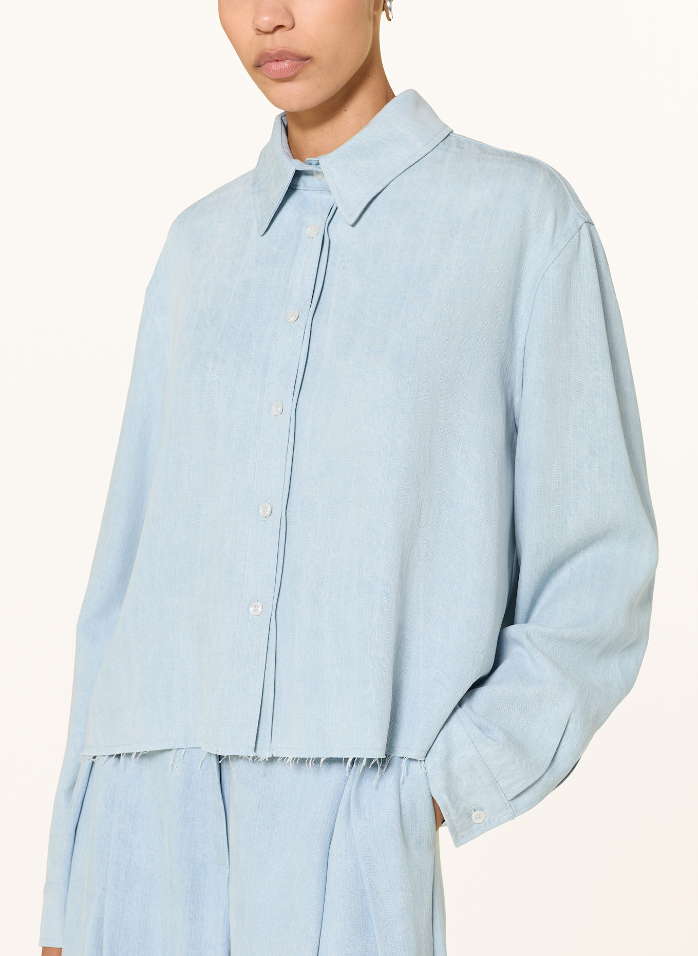 SEM PER LEI Jeansbluse: HELLBLAU