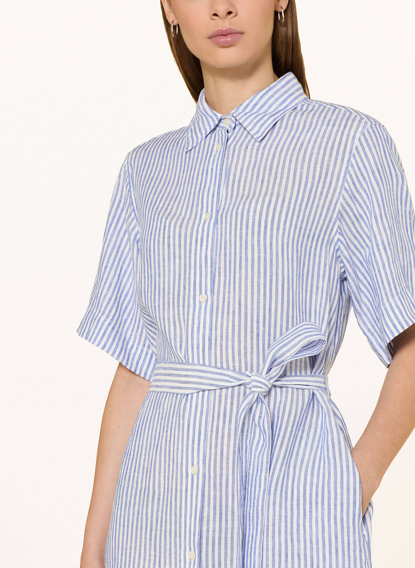GANT Shirt dress in linen: BLUE / WHITE