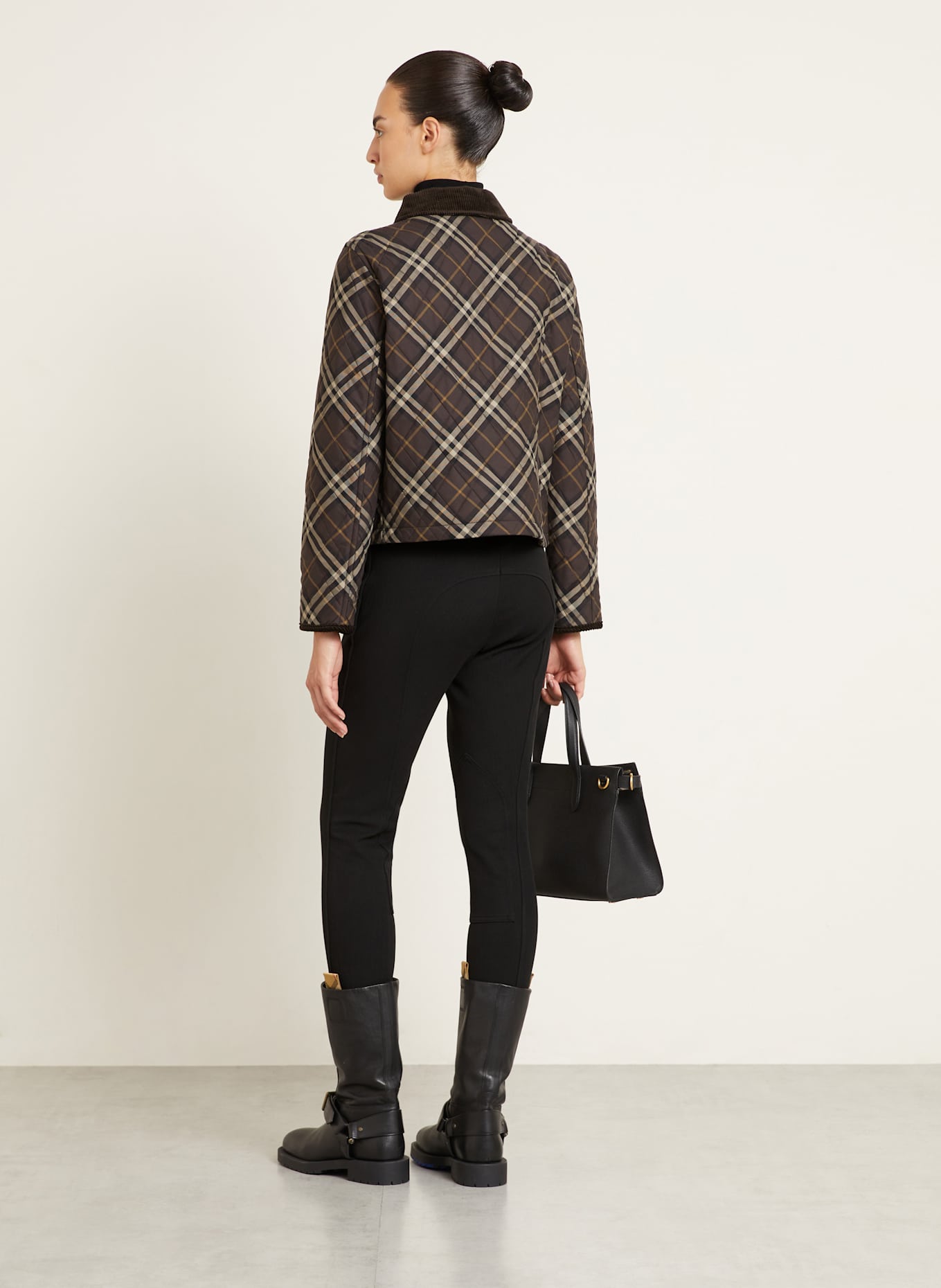 BURBERRY Spodnie 7/8: CZARNY