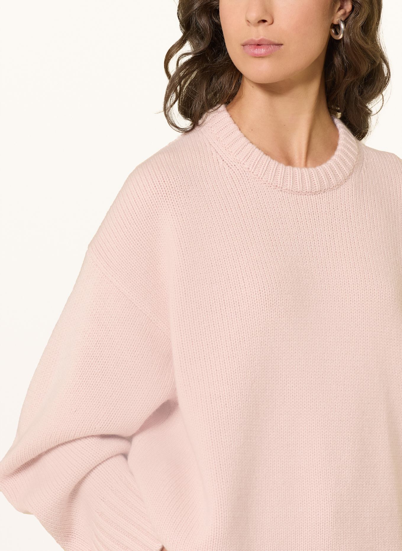 COS Cashmere-Pullover: HELLROSA