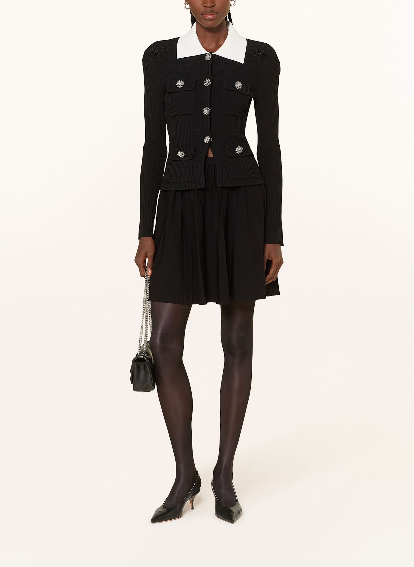 self-portrait Strickkleid mit Schmucksteinen: SCHWARZ