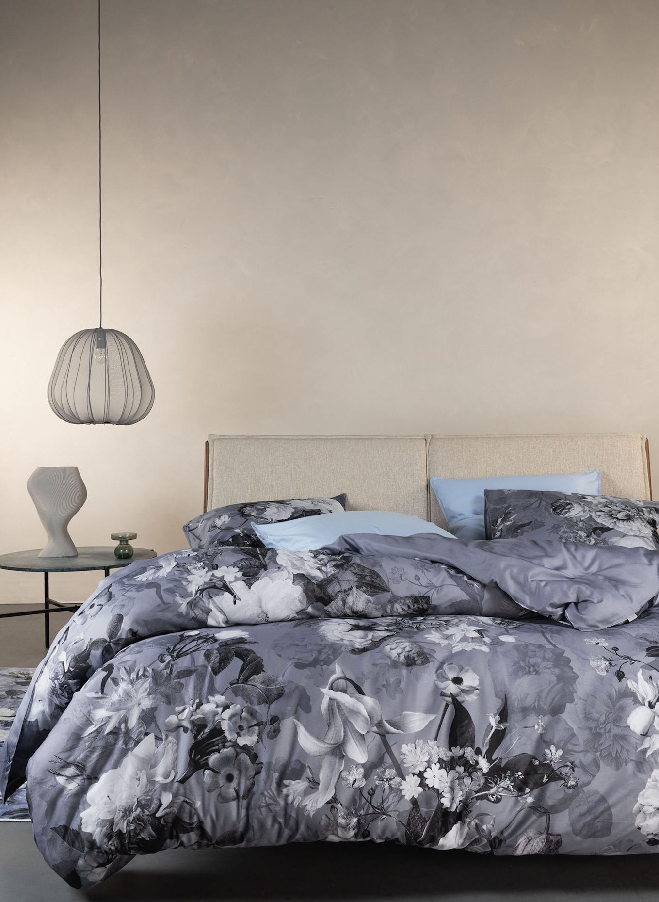 ESSENZA Linge de lit FLOOR: GRIS / BLANC / NOIR