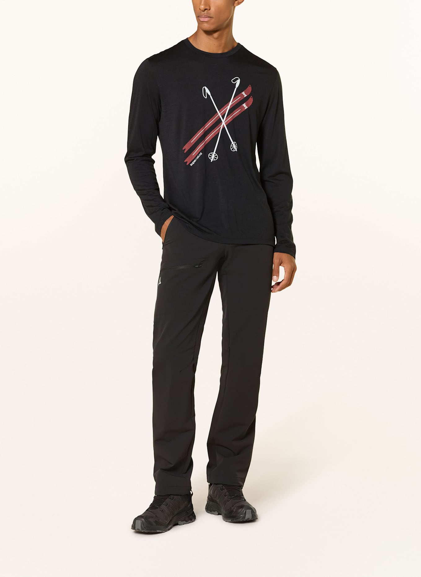 super.natural Longsleeve KRYSSEDE SKI mit Merinowolle: SCHWARZ