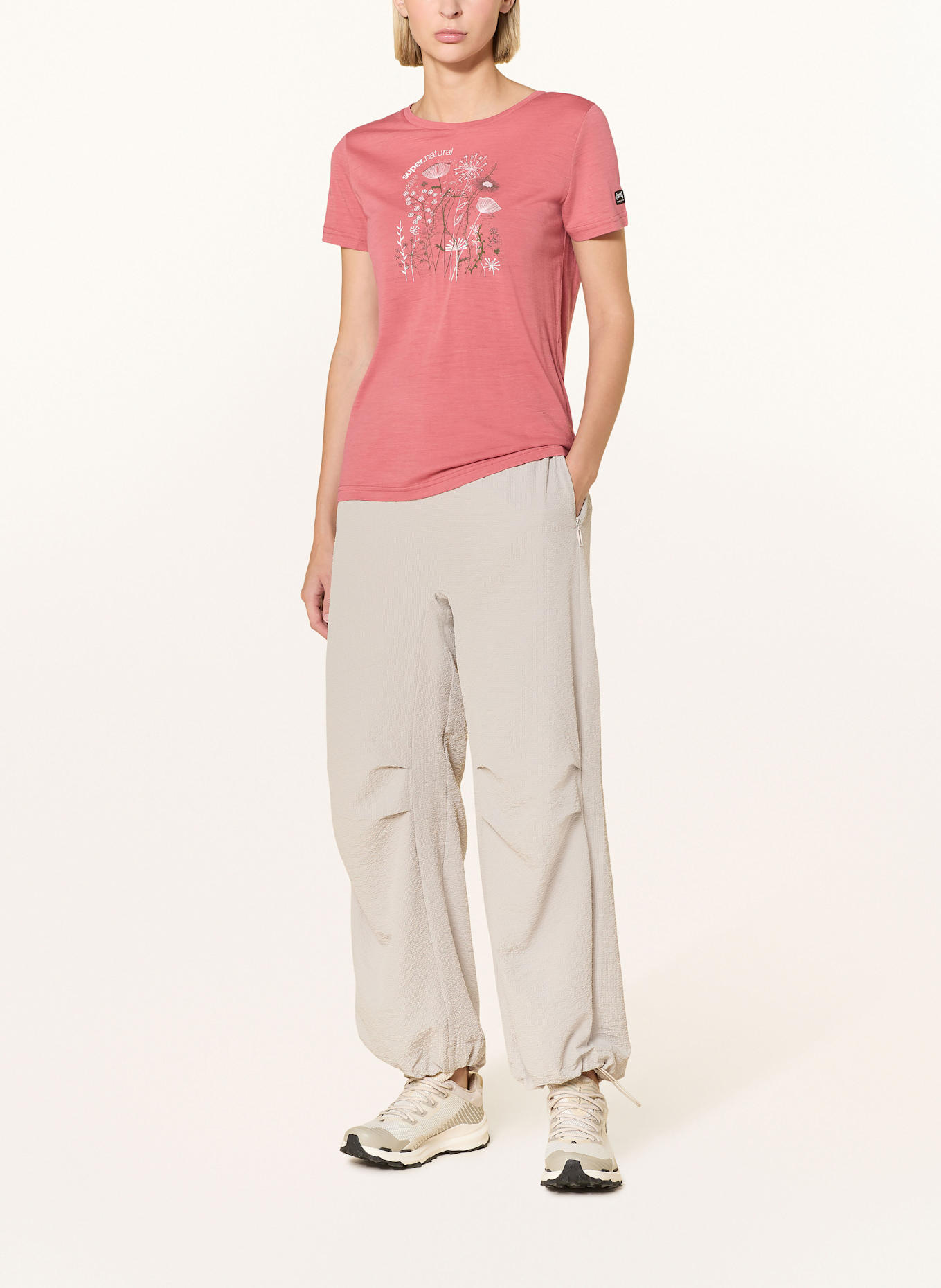 super.natural Funktionsshirt ROCK FLOWERS mit Merinowolle: FUCHSIA