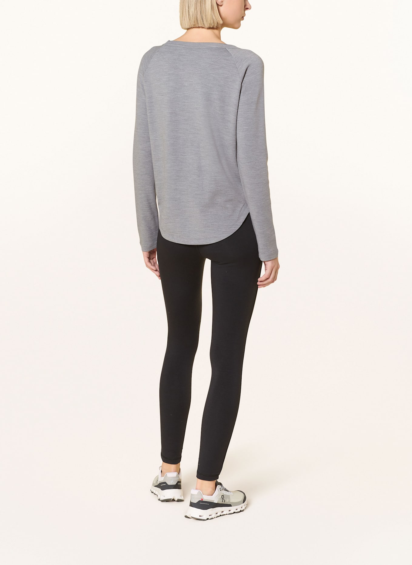 super.natural Funktionsshirt LITTLE HEARTWOOD mit Merinowolle: GRAU