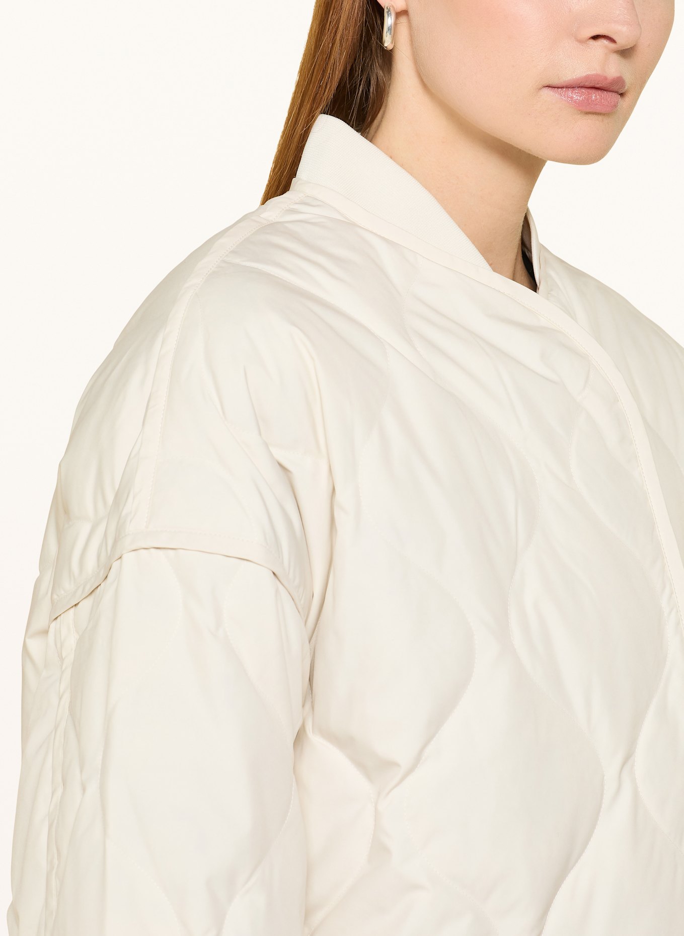 COS Oversized-Daunenjacke: ECRU