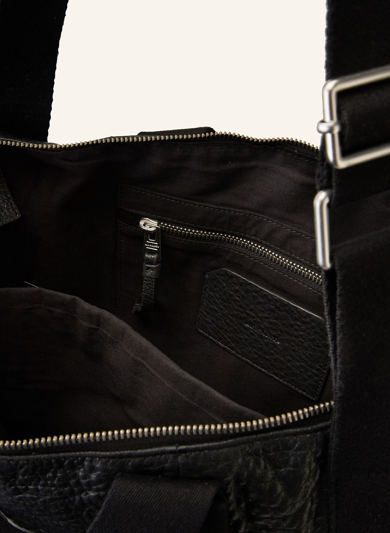 ALLSAINTS Batoh KEI: ČERNÁ