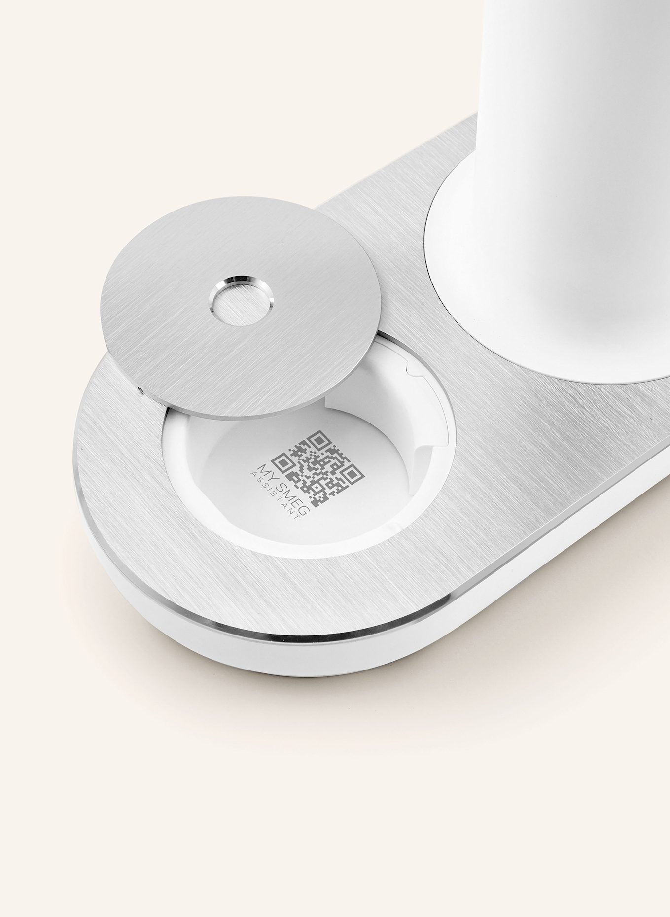 SMEG Wassersprudler SKC01BLM: WEISS