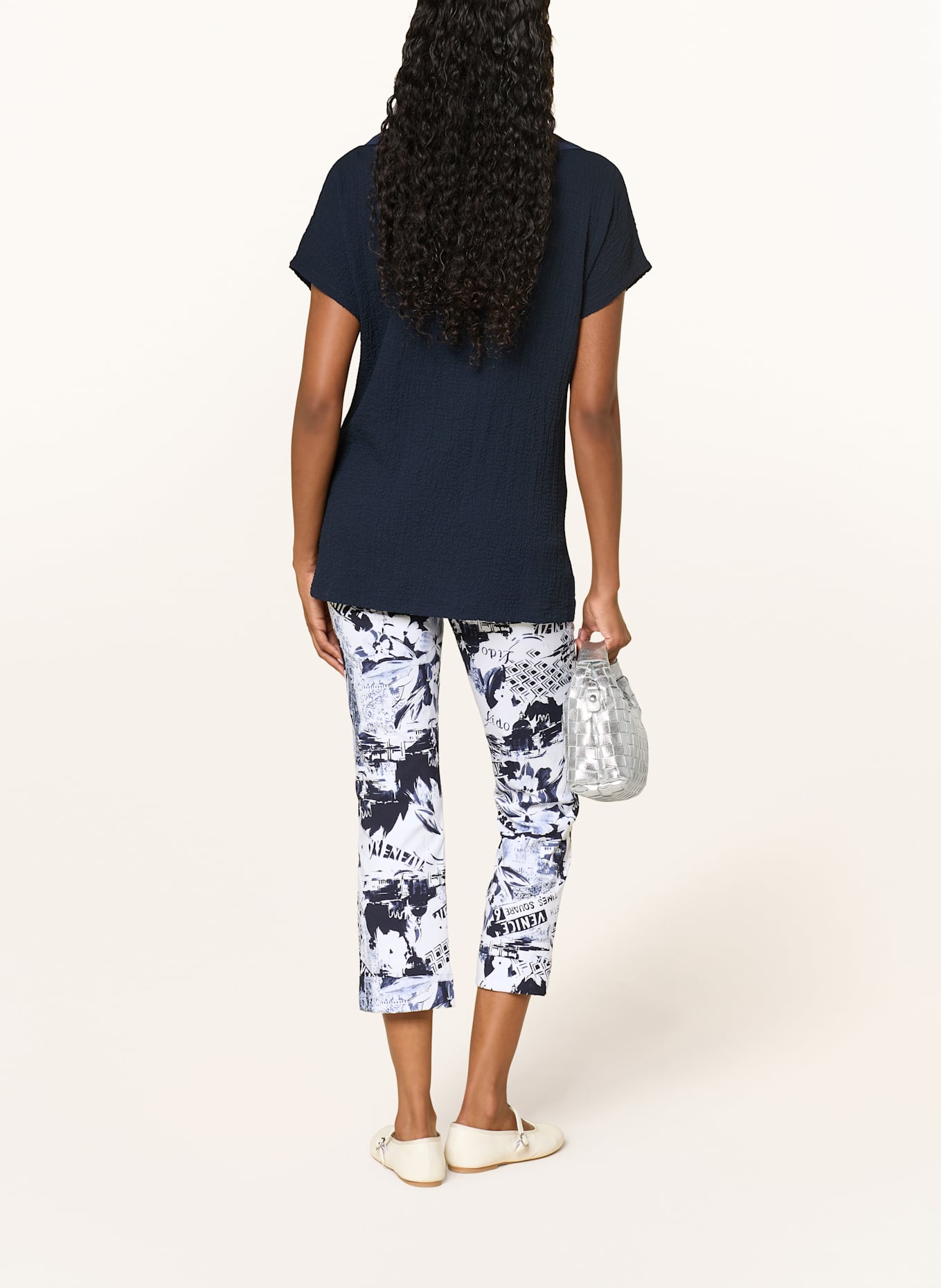 Joseph Ribkoff Spodnie 7/8: BIAŁY / GRANATOWY