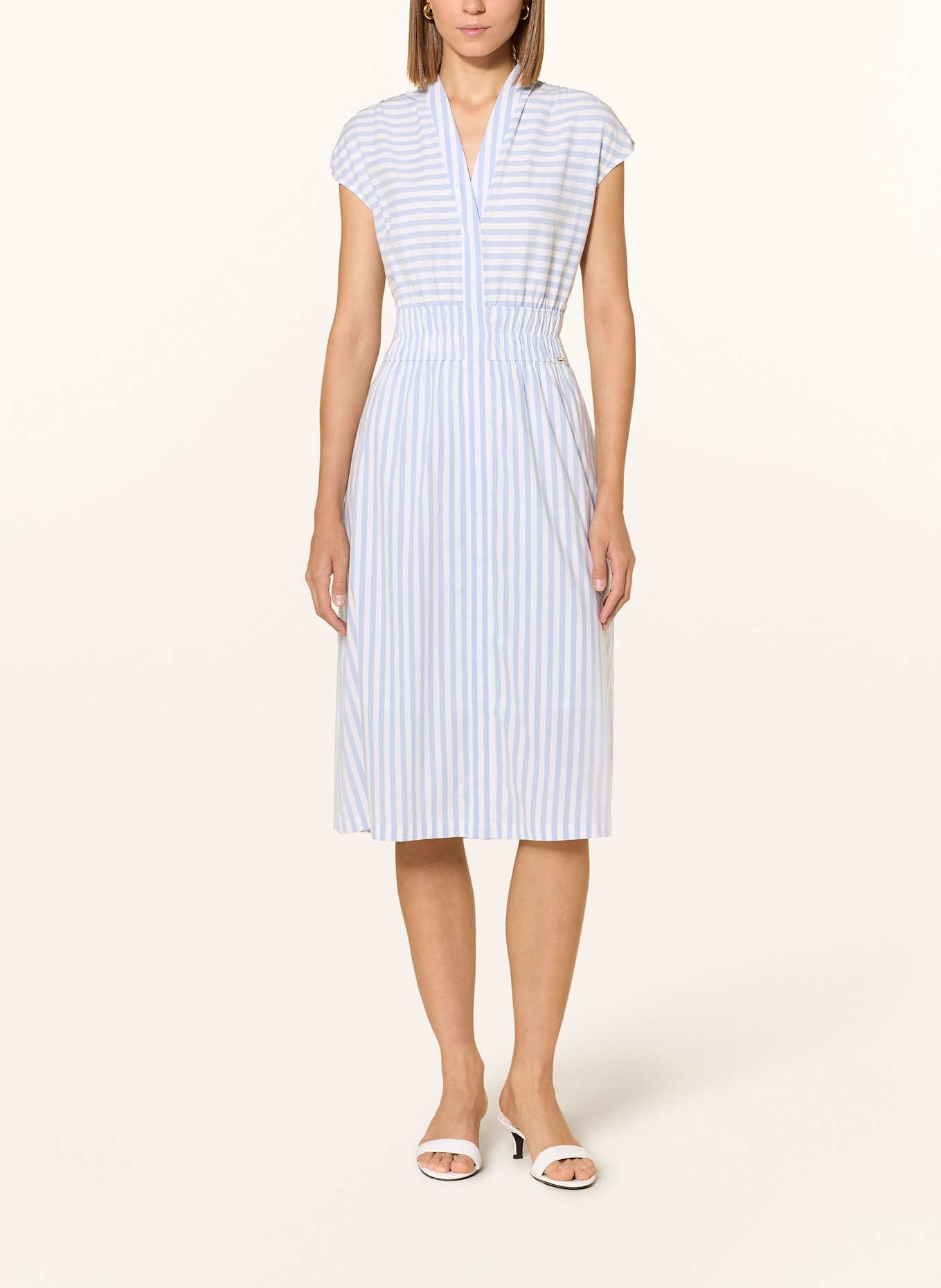 CINQUE Šaty CIELVINO: TMAVĚ MODRÁ / BÍLÁ