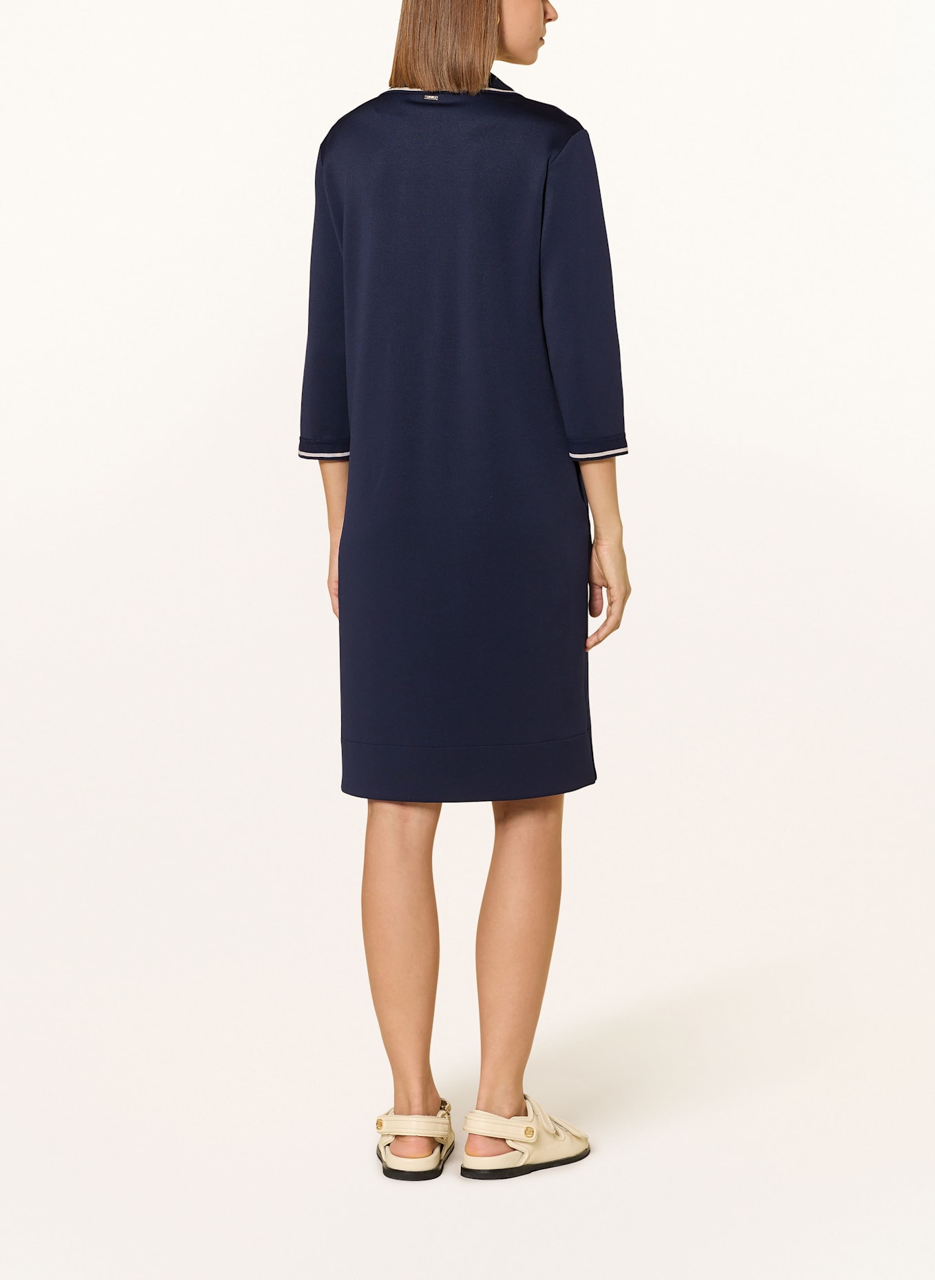 CINQUE Šaty CIDANILO: TMAVĚ MODRÁ