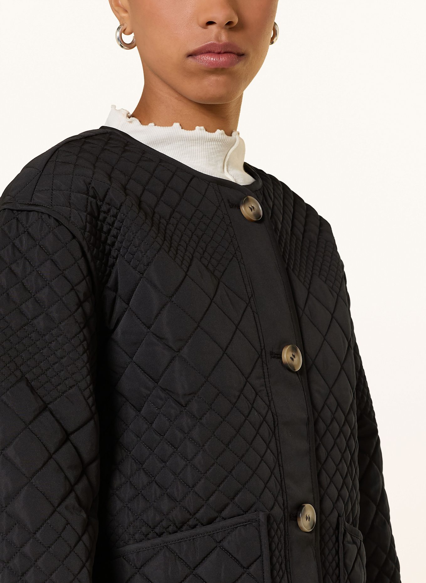 Y.A.S. Steppjacke: SCHWARZ