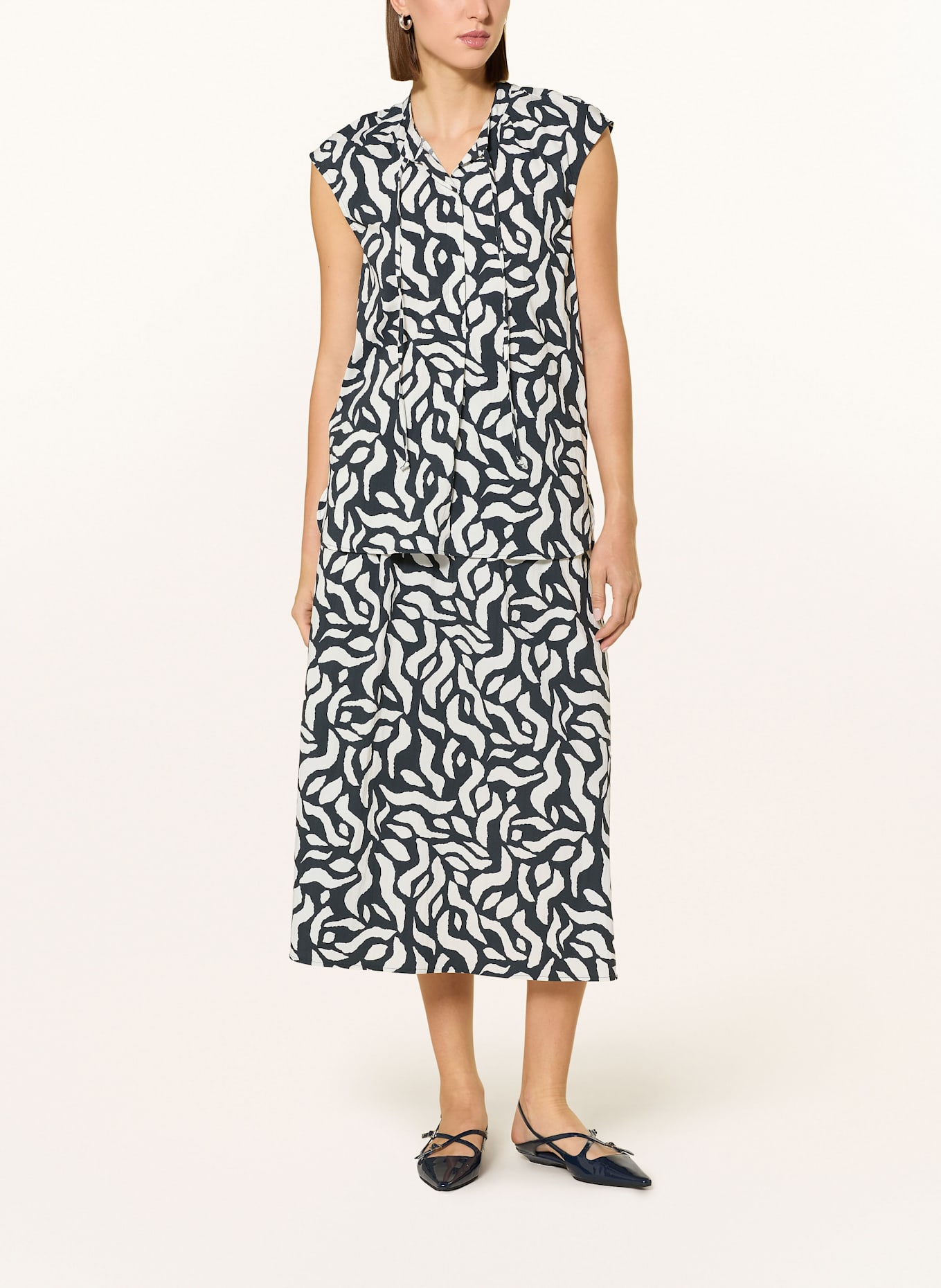 MARC AUREL Blusentop: WEISS / SCHWARZ