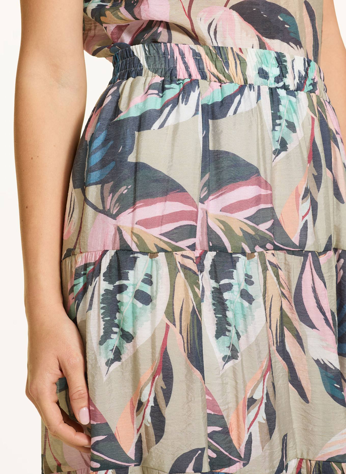 MARC AUREL Rock: HELLGRÜN / PETROL / HELLROSA