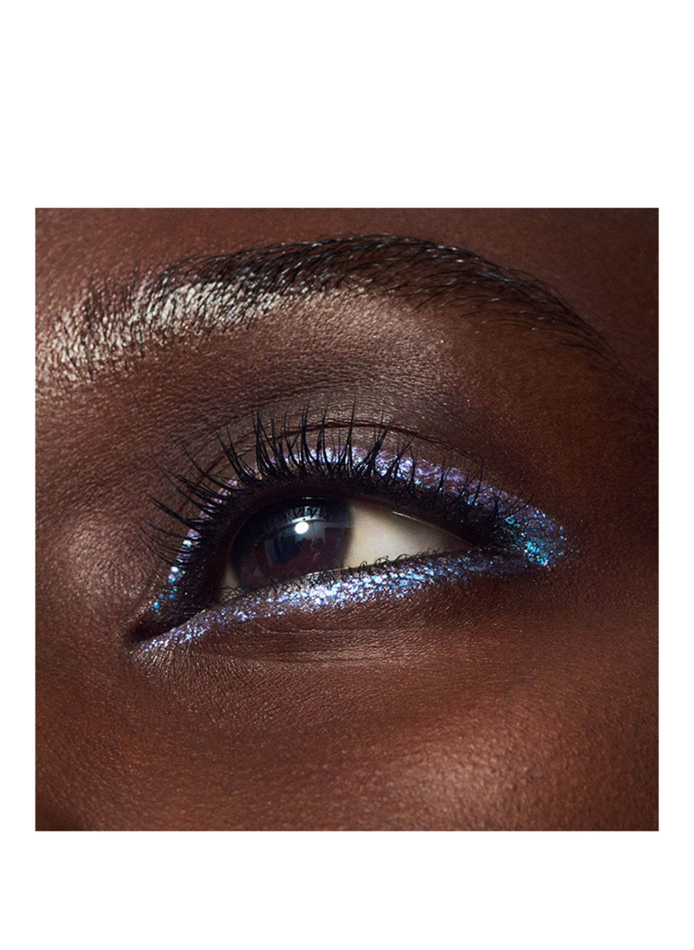 M.A.C DAZZLESHADOW LIQUID GLITTER: CRUMBLED DIAMONDS