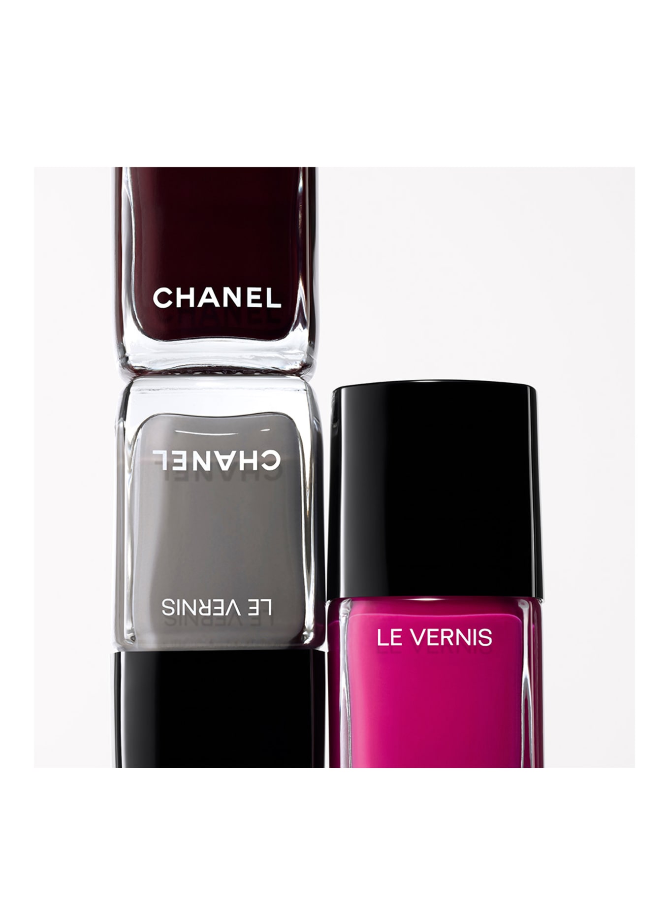 CHANEL LE VERNIS: 397 ROUGE NOIR