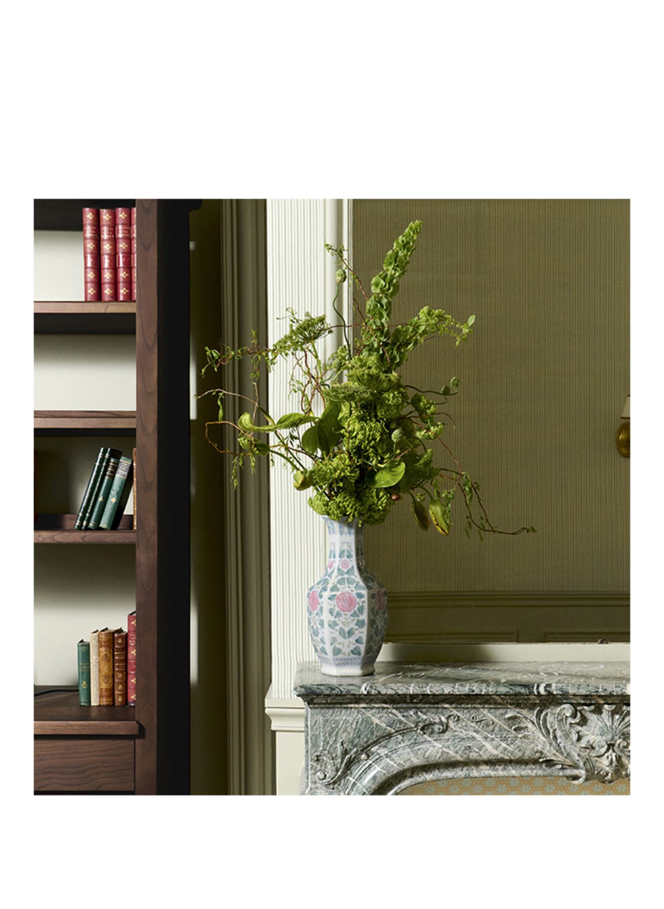 VALENTINO PARFUMS ANATOMIE VAN DROMEN - ACHTER DE SCHERMEN