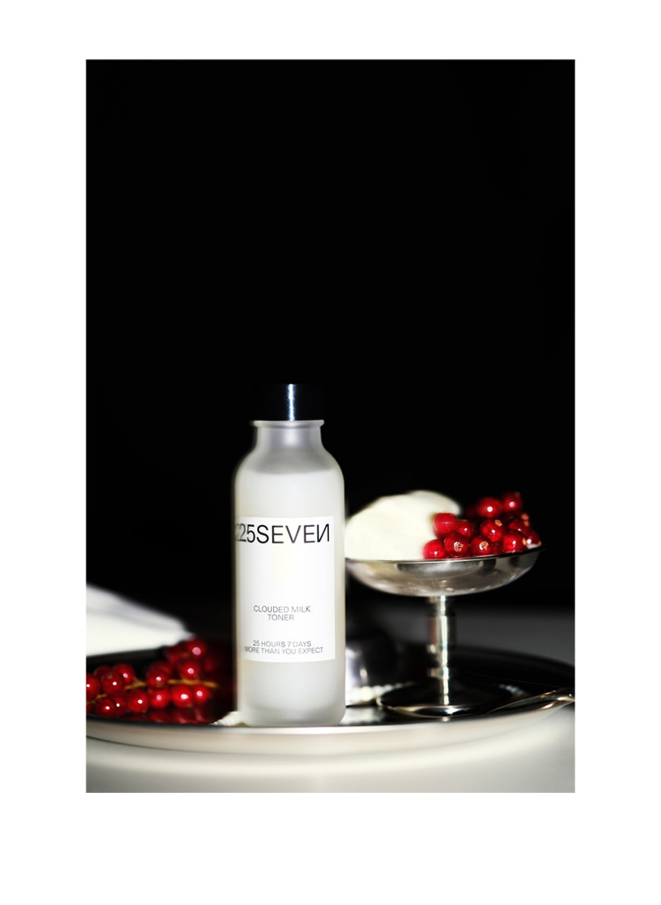 25SEVEN CLOUDED MILK