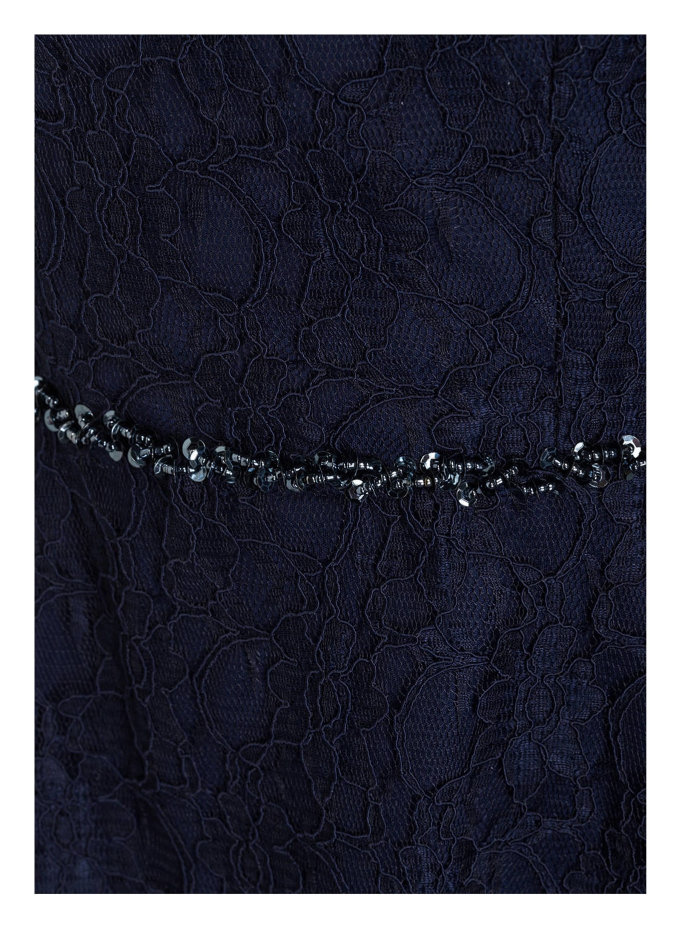 G.O.L. FINEST COLLECTION Sukienka koronkowa z obszyciem ozdobnymi kamykami i z etolą, Kolor: GRANATOWY (Obrazek 3)