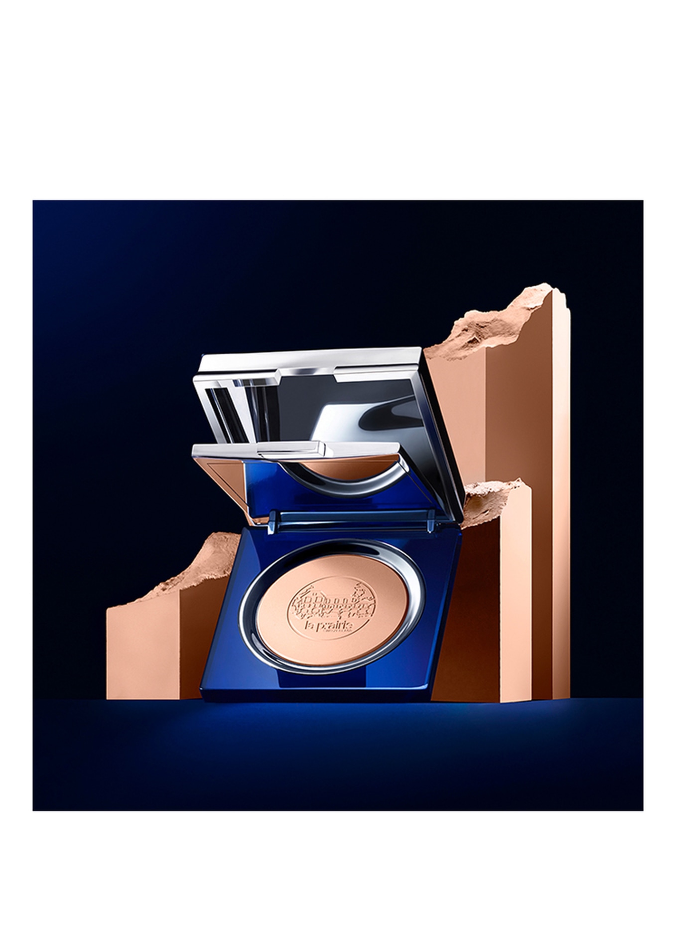 La Prairie SKIN CAVIAR POWDER FOUNDATION SPF 15 UVA / PA ++: PURE IVORY