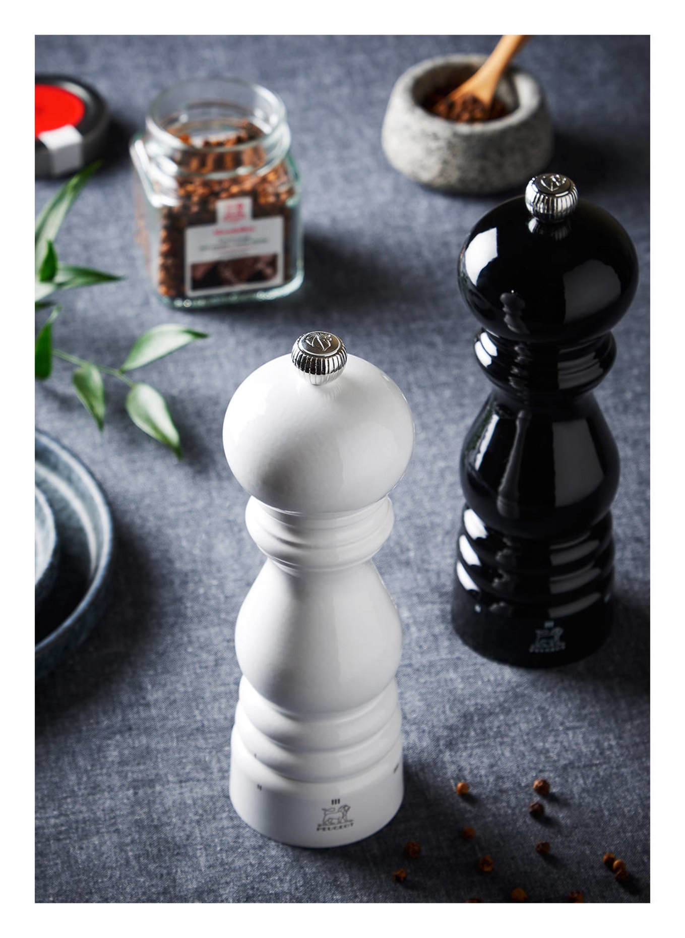 PEUGEOT Pepper grinder PARIS, Color: BLACK (Image 2)