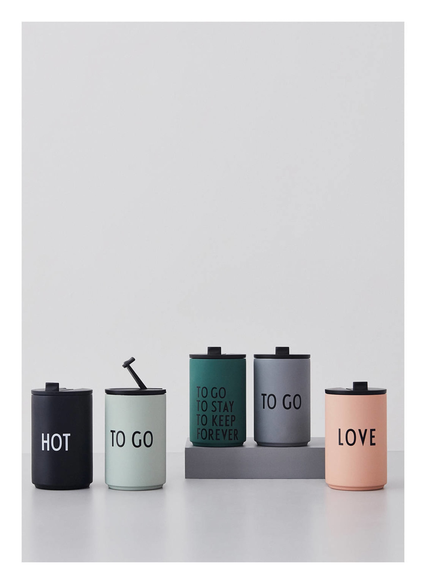 DESIGN LETTERS Thermos mug HOT, Color: BLACK (Image 4)