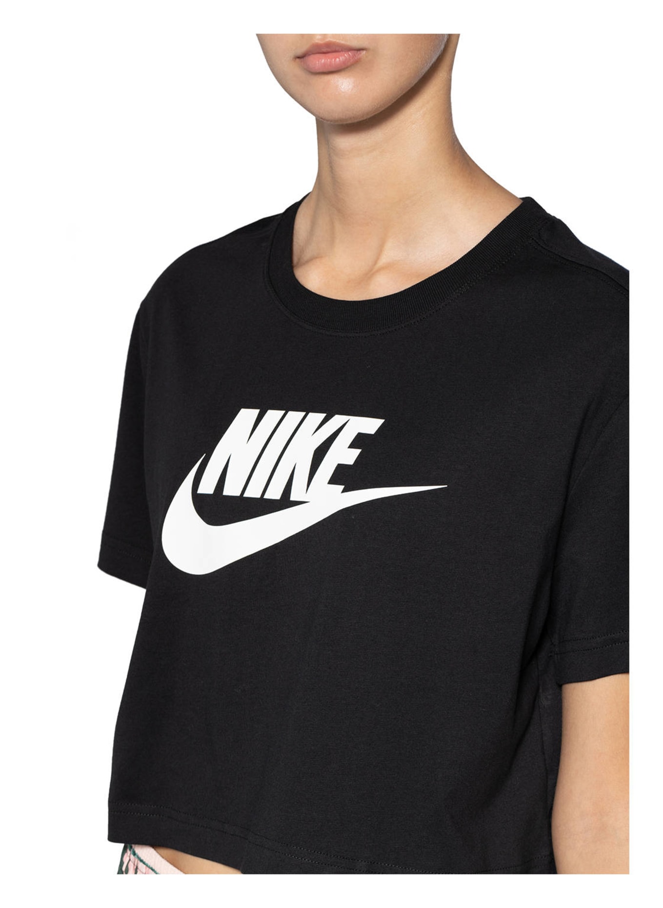 Nike Cropped tričko ESSENTIAL, Barva: ČERNÁ/ BÍLÁ (Obrázek 4)