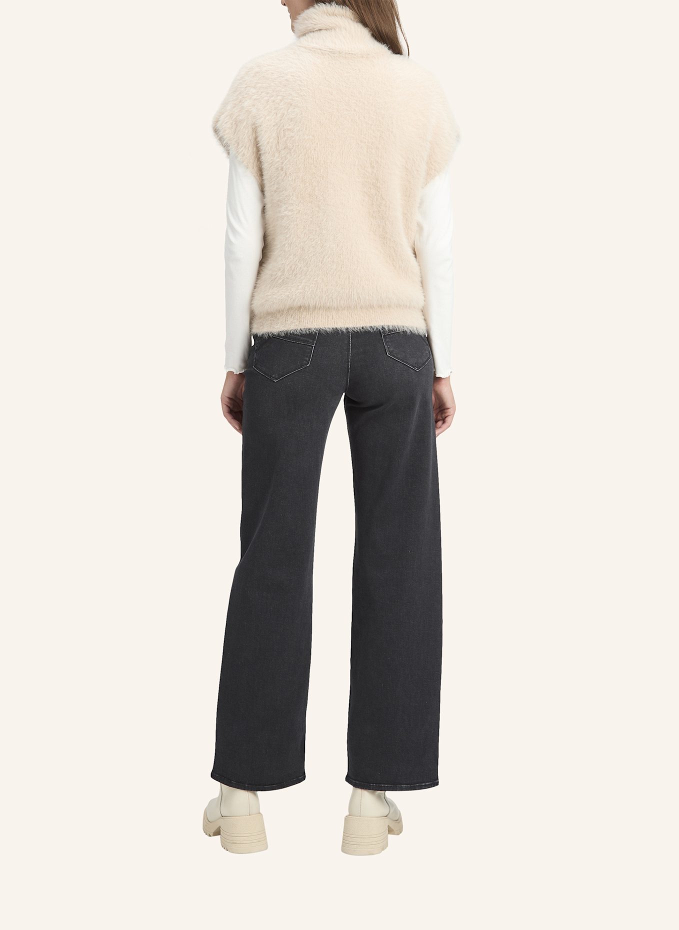 BETTY&CO Strickpullunder mit Kragen: GRAU