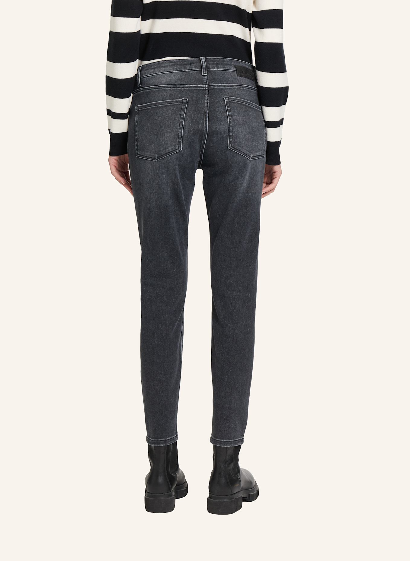 BETTY&CO Basic-Jeans mit Waschung: GRAU
