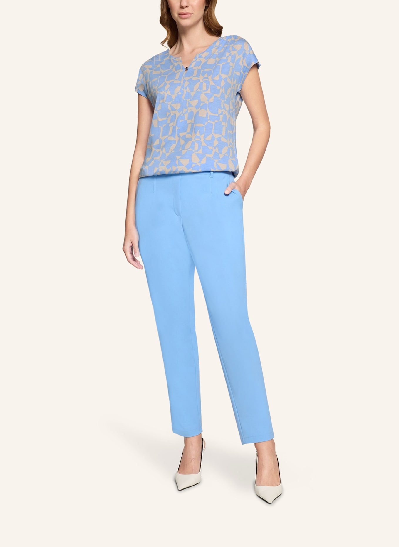 BETTY&CO Blusenshirt mit Gummizug: BLAU