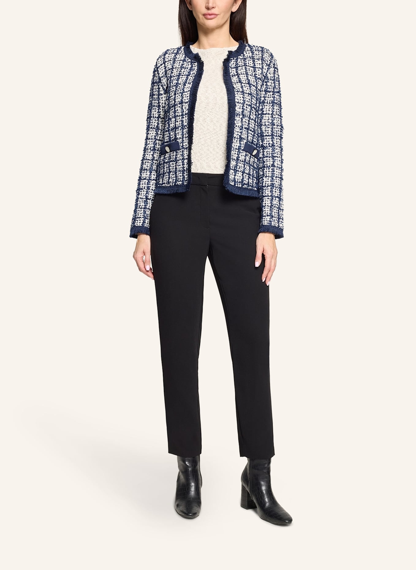 BETTY&CO Strick-Cardigan mit Fransen: WEISS/ BLAU