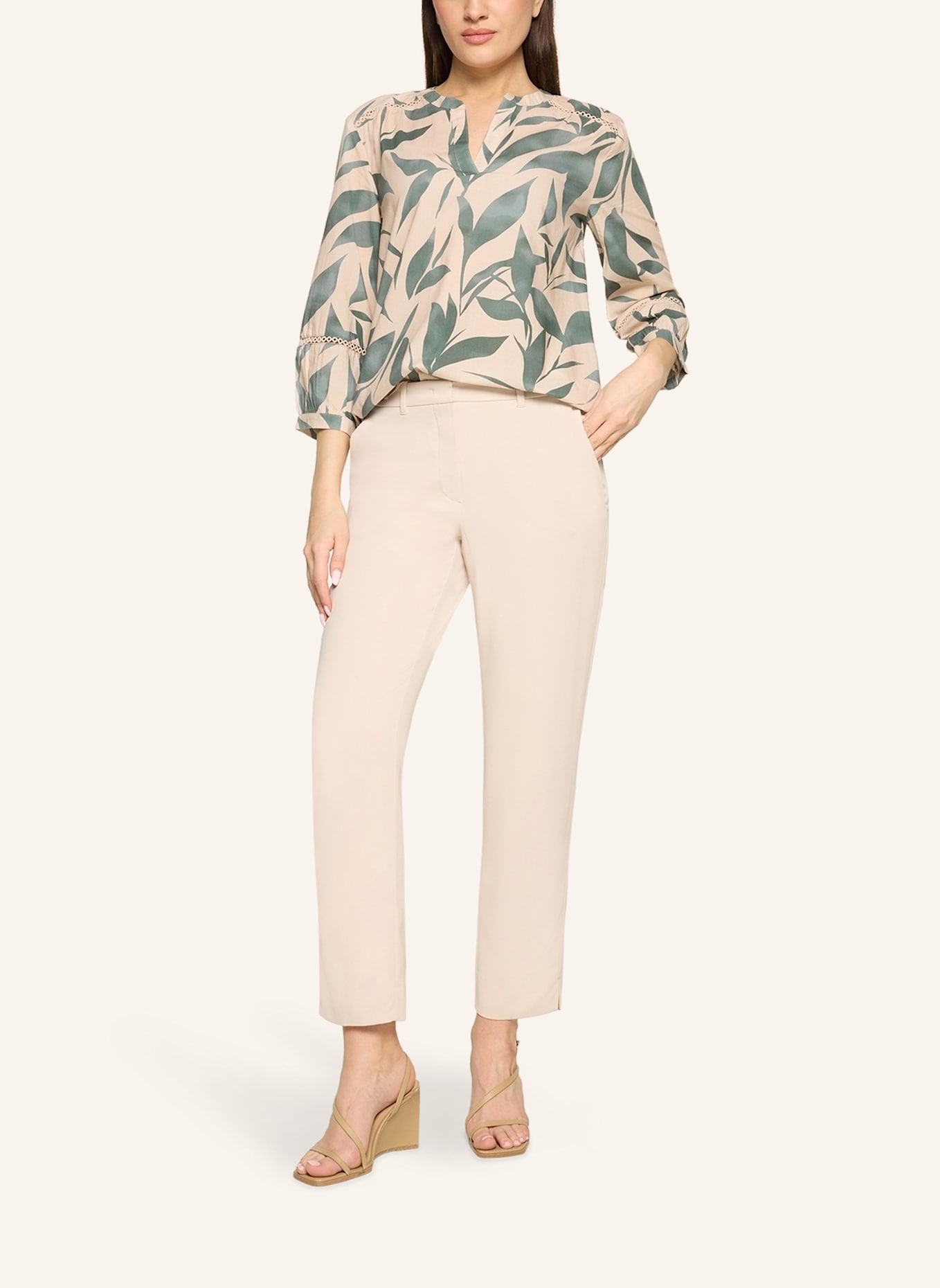 BETTY&CO Schlupfbluse mit 3/4 Arm: GRÜN