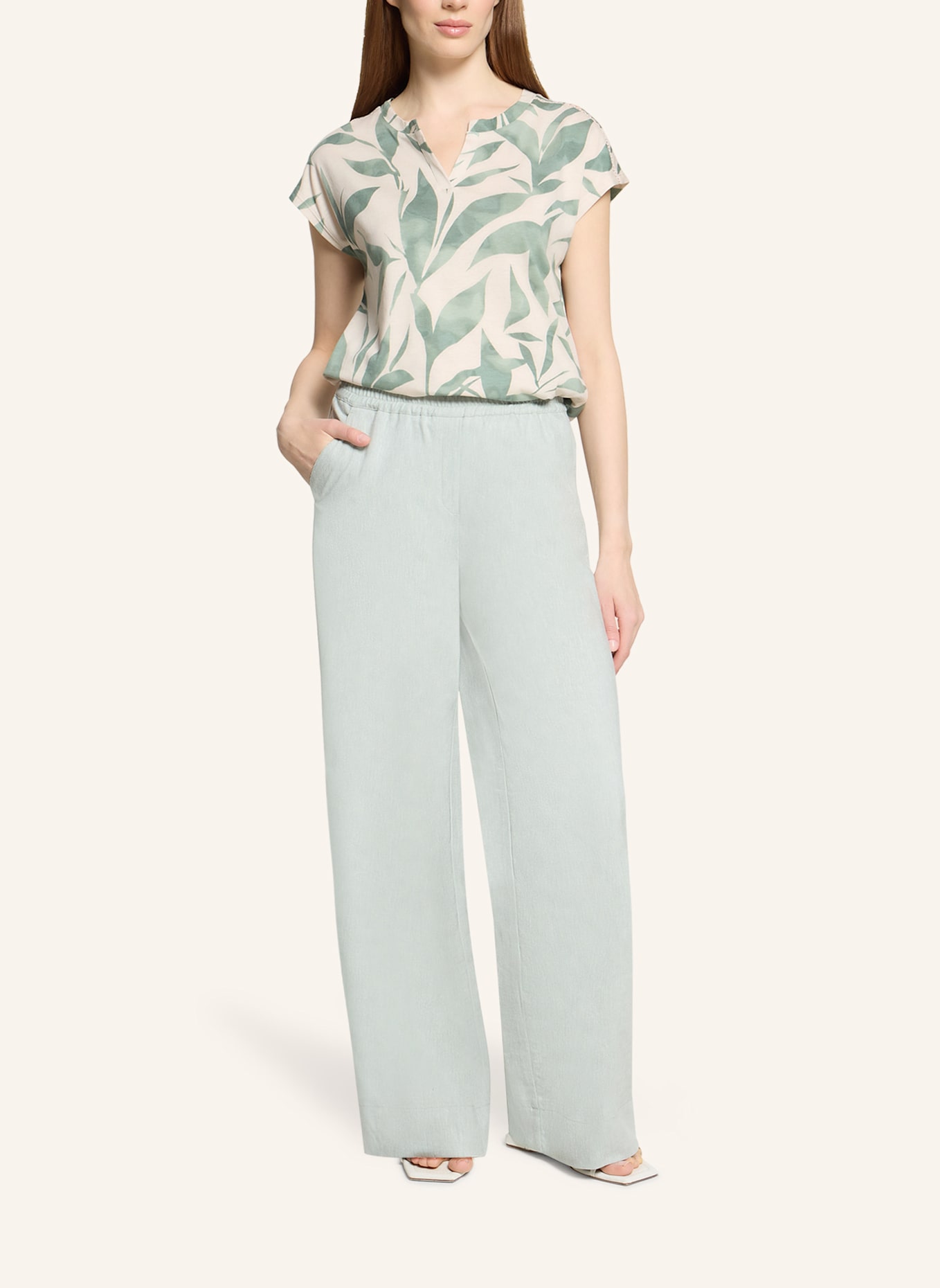 BETTY&CO Casual-Shirt mit Tunnelzug: GRÜN