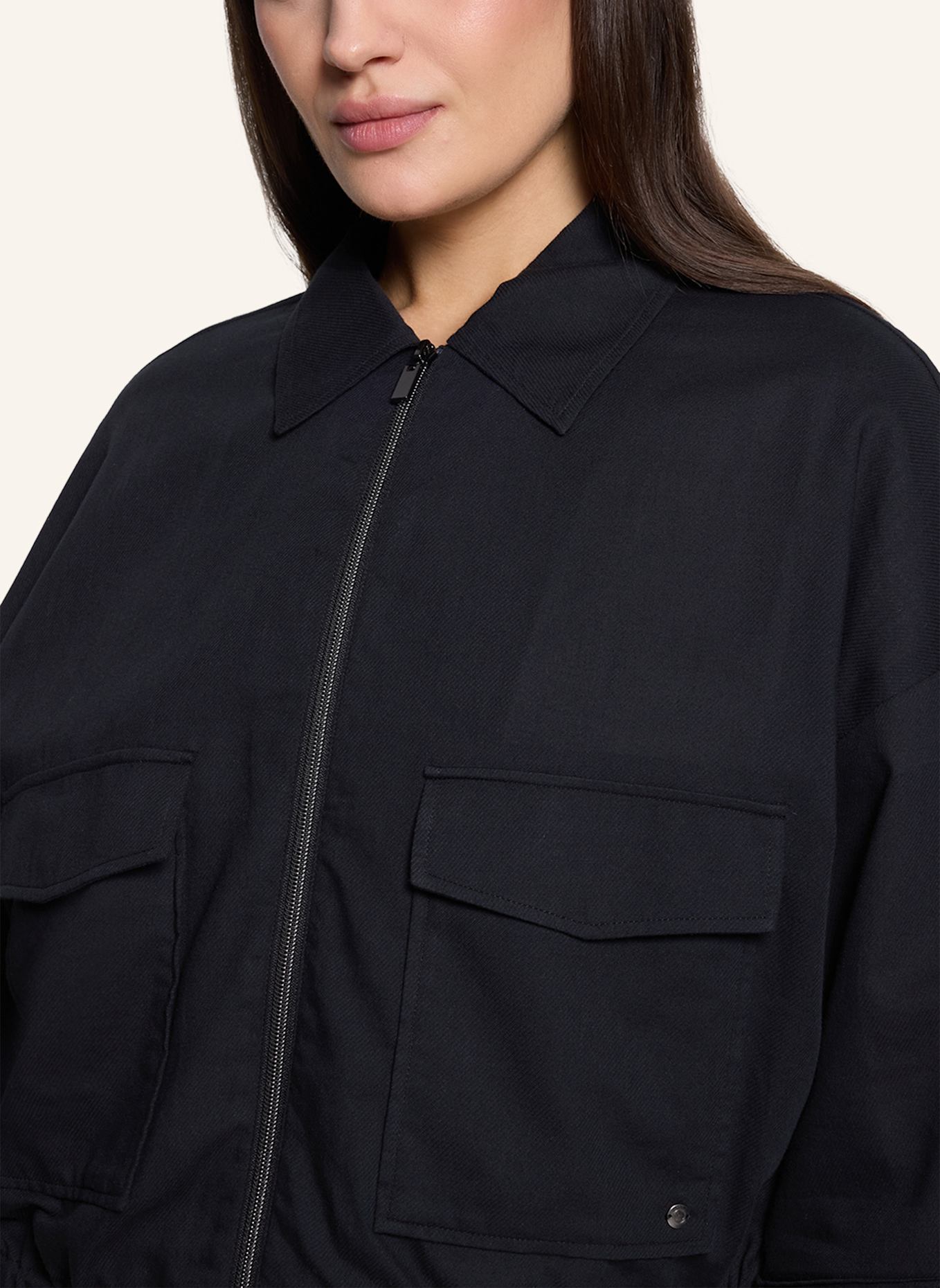 BETTY&CO Casual-Jacke mit Kragen: SCHWARZ