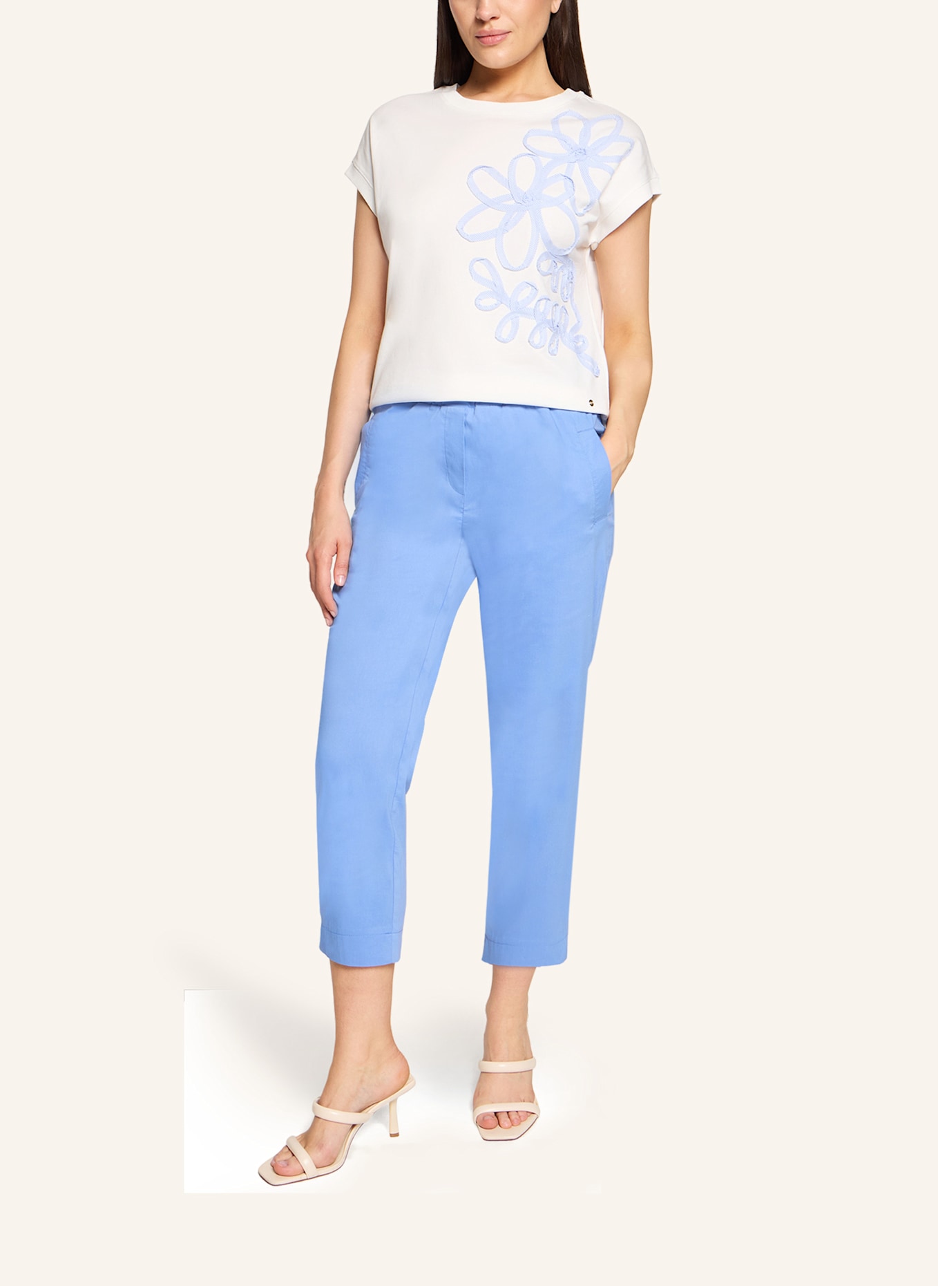 BETTY&CO Sweatpullover mit Applikation: WEISS