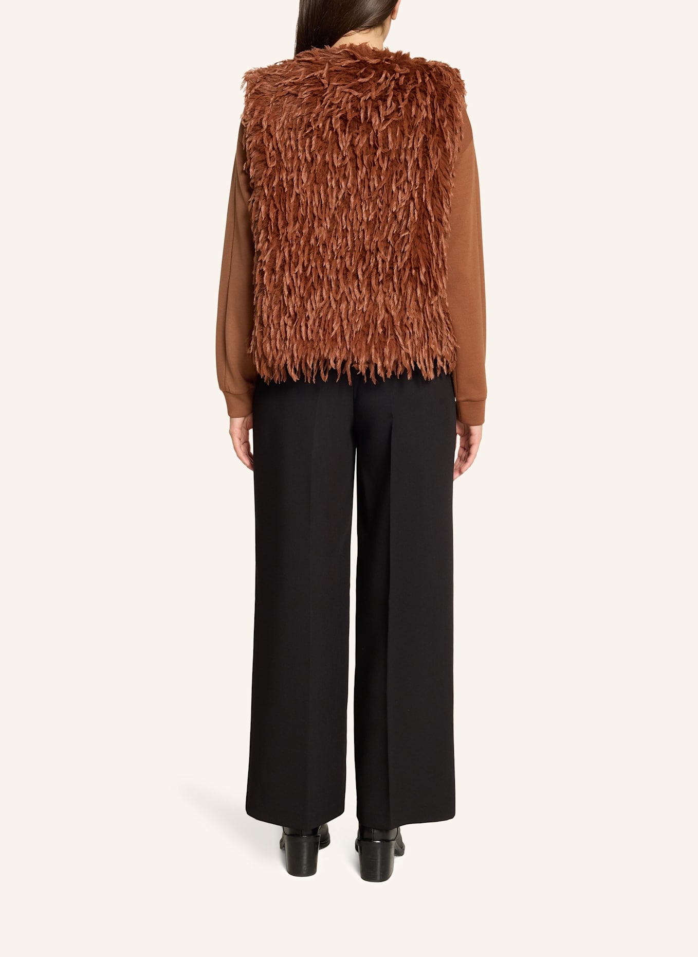 BETTY&CO Faux fur vest with fringe: BROWN